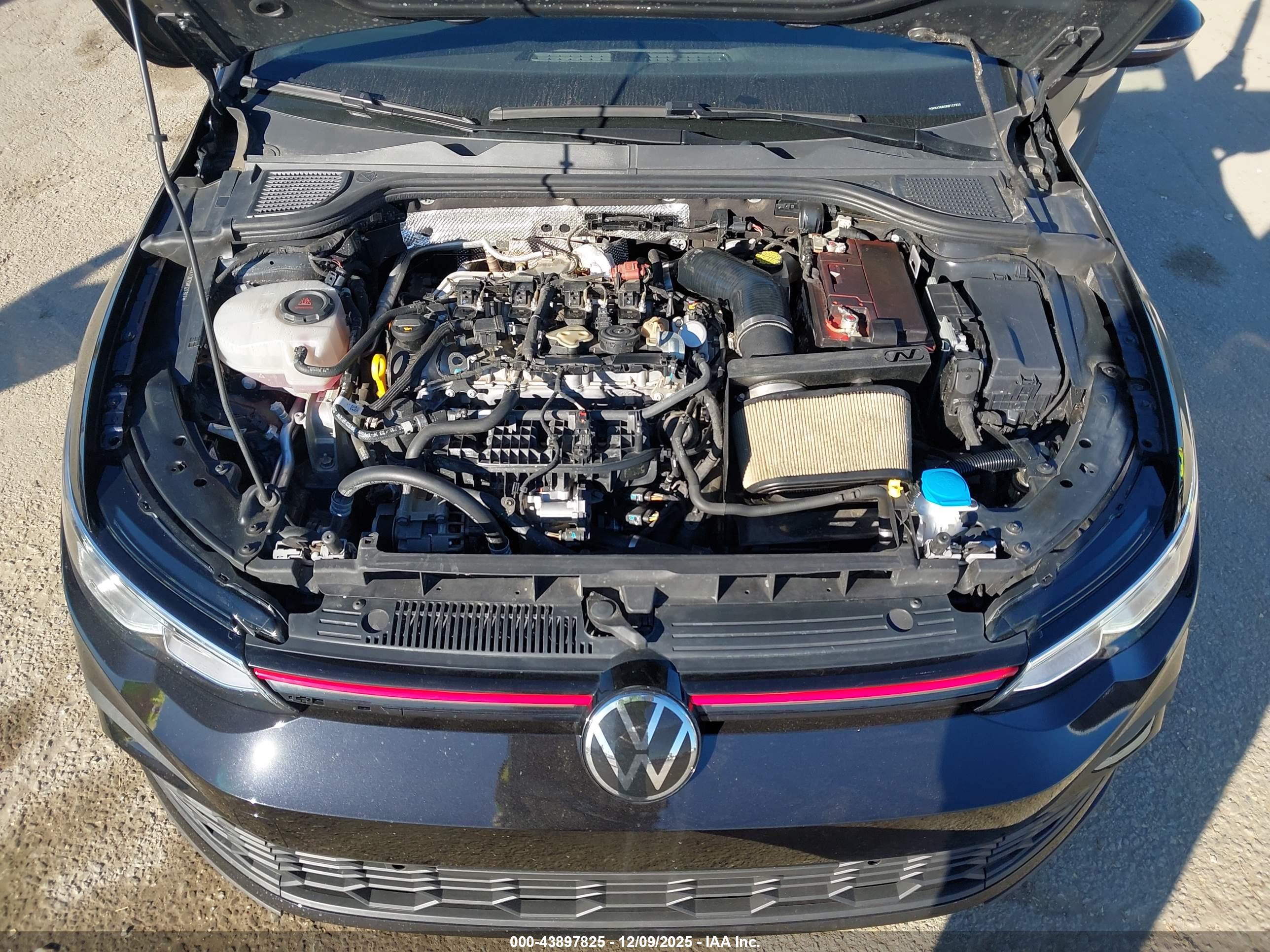 VOLKSWAGEN GOLF image 10