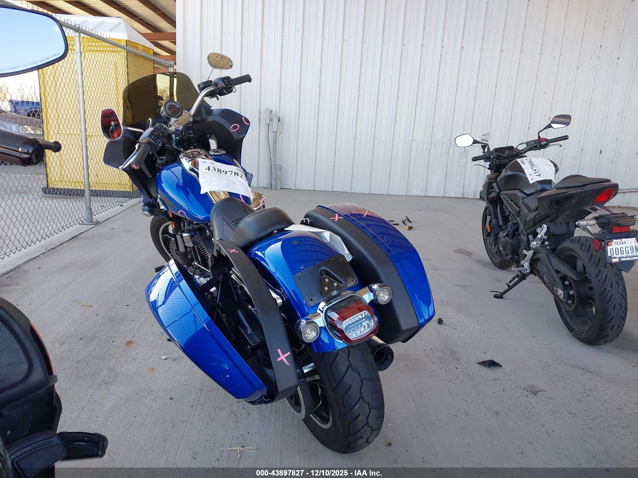 HARLEY-DAVIDSON FXLRST image 3