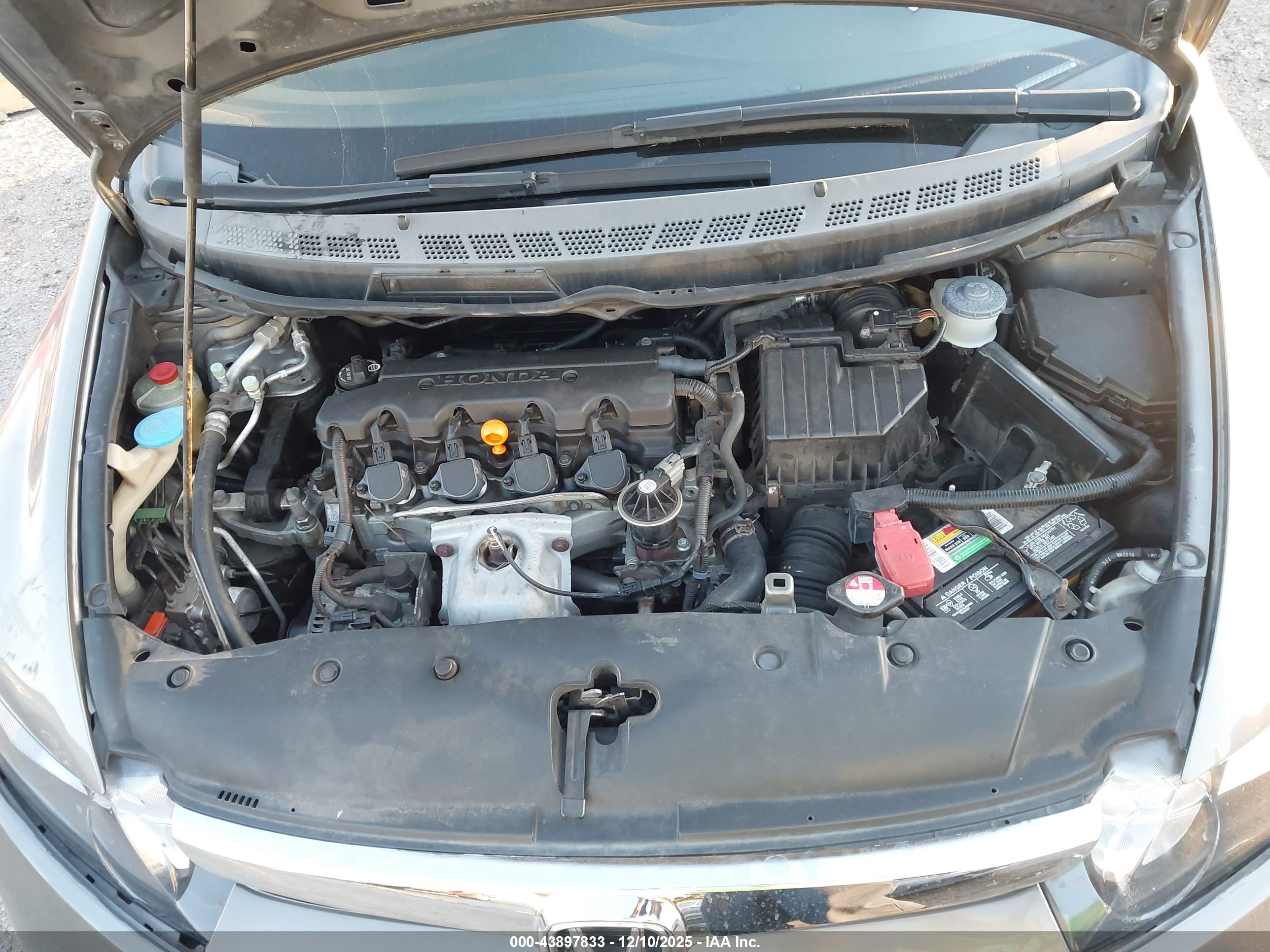 HONDA CIVIC image 10