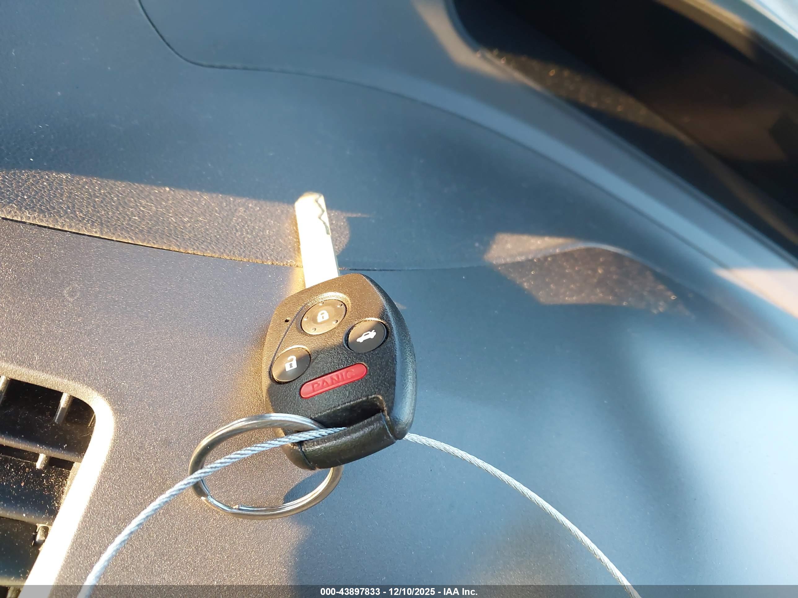 HONDA CIVIC image 11
