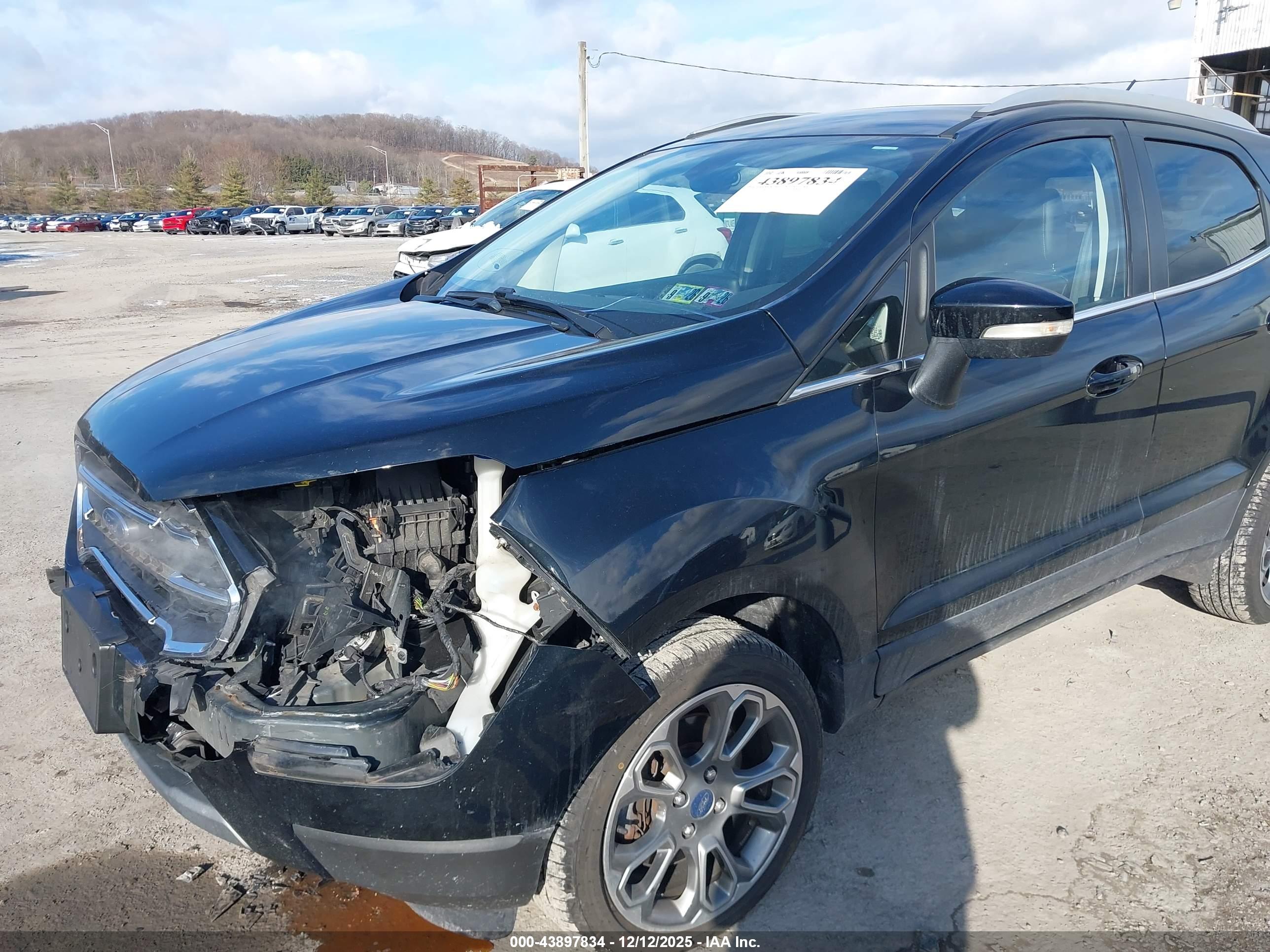 FORD ECOSPORT image 6