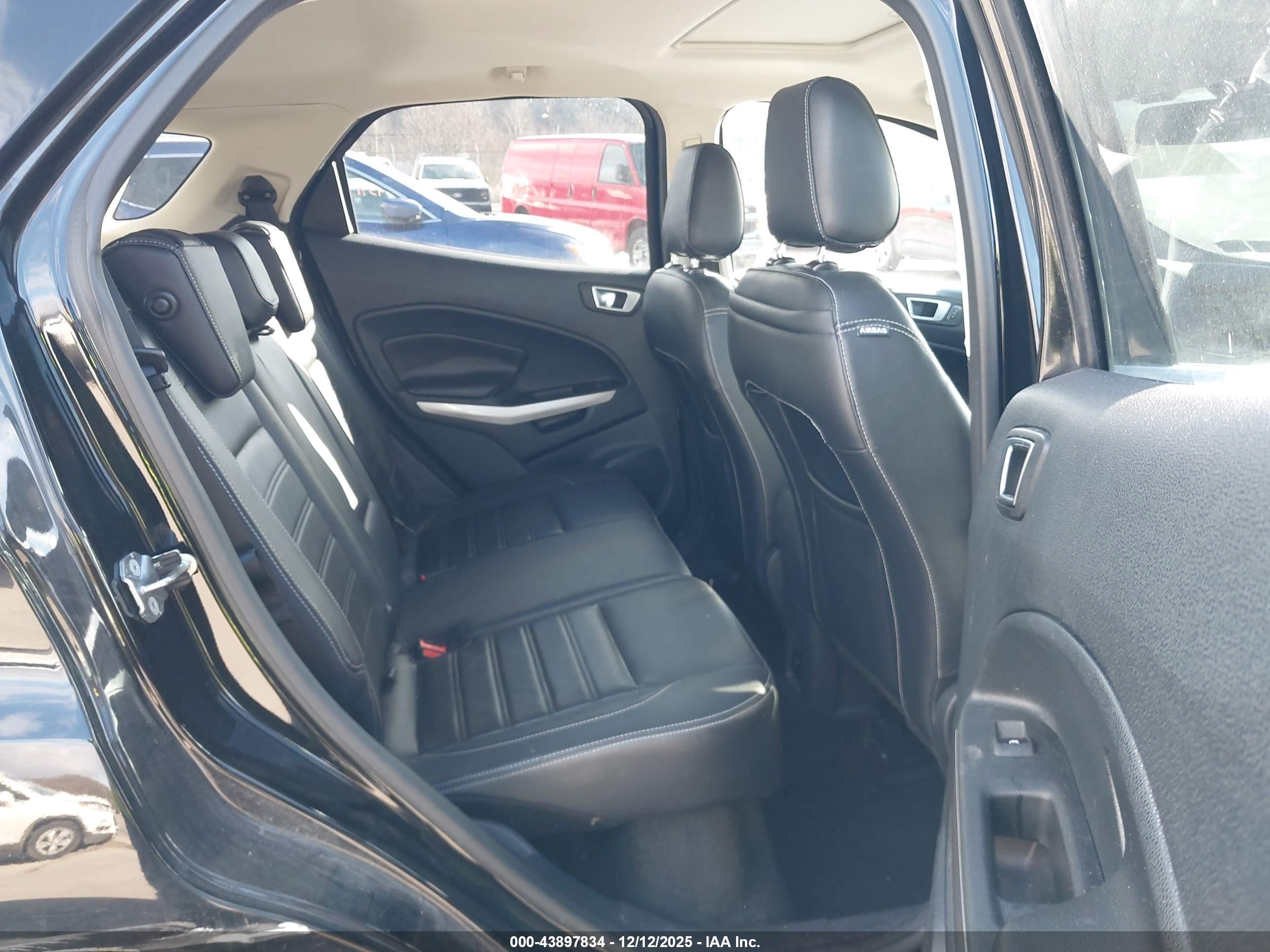 FORD ECOSPORT image 8
