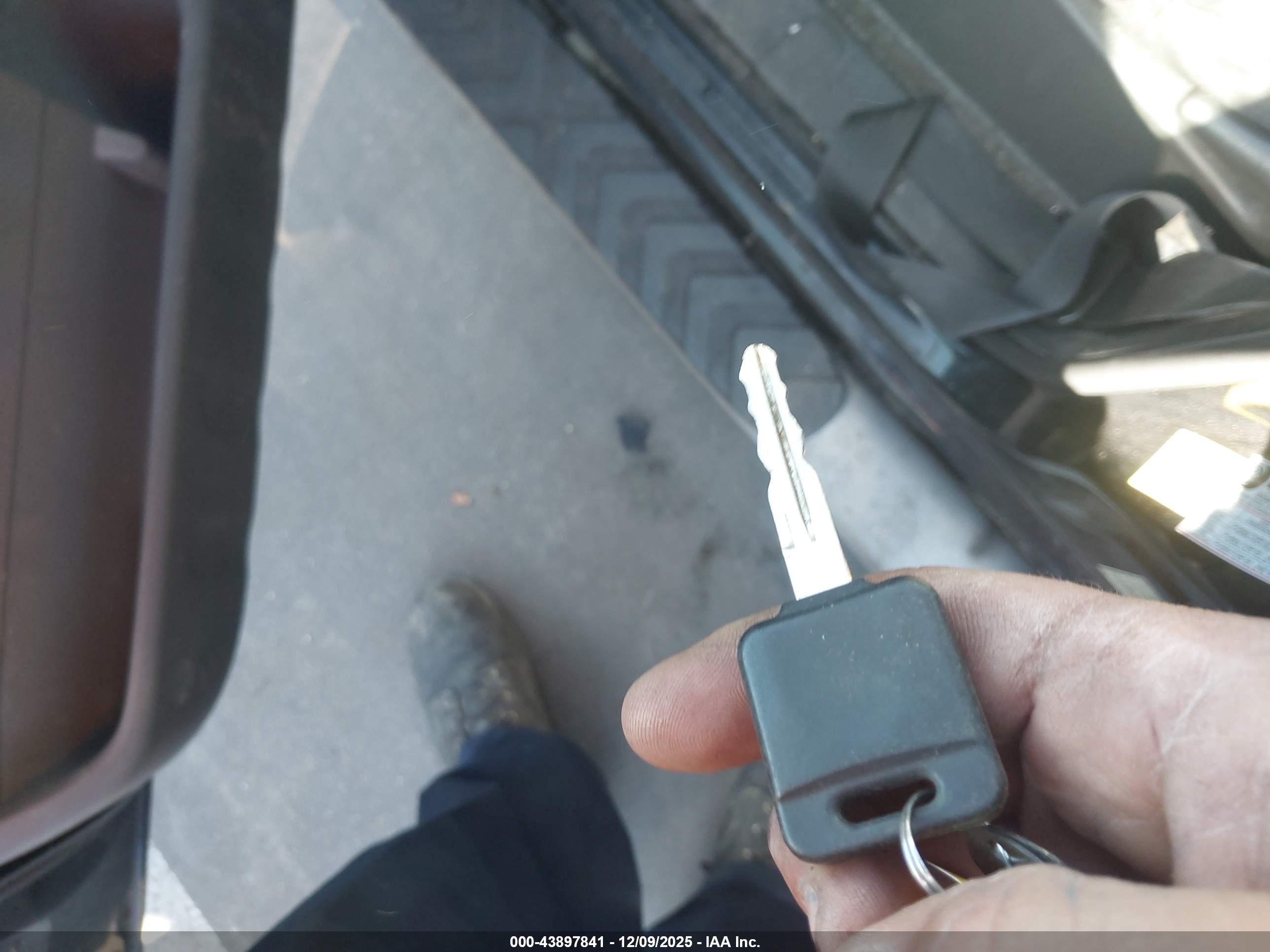 NISSAN XTERRA image 11