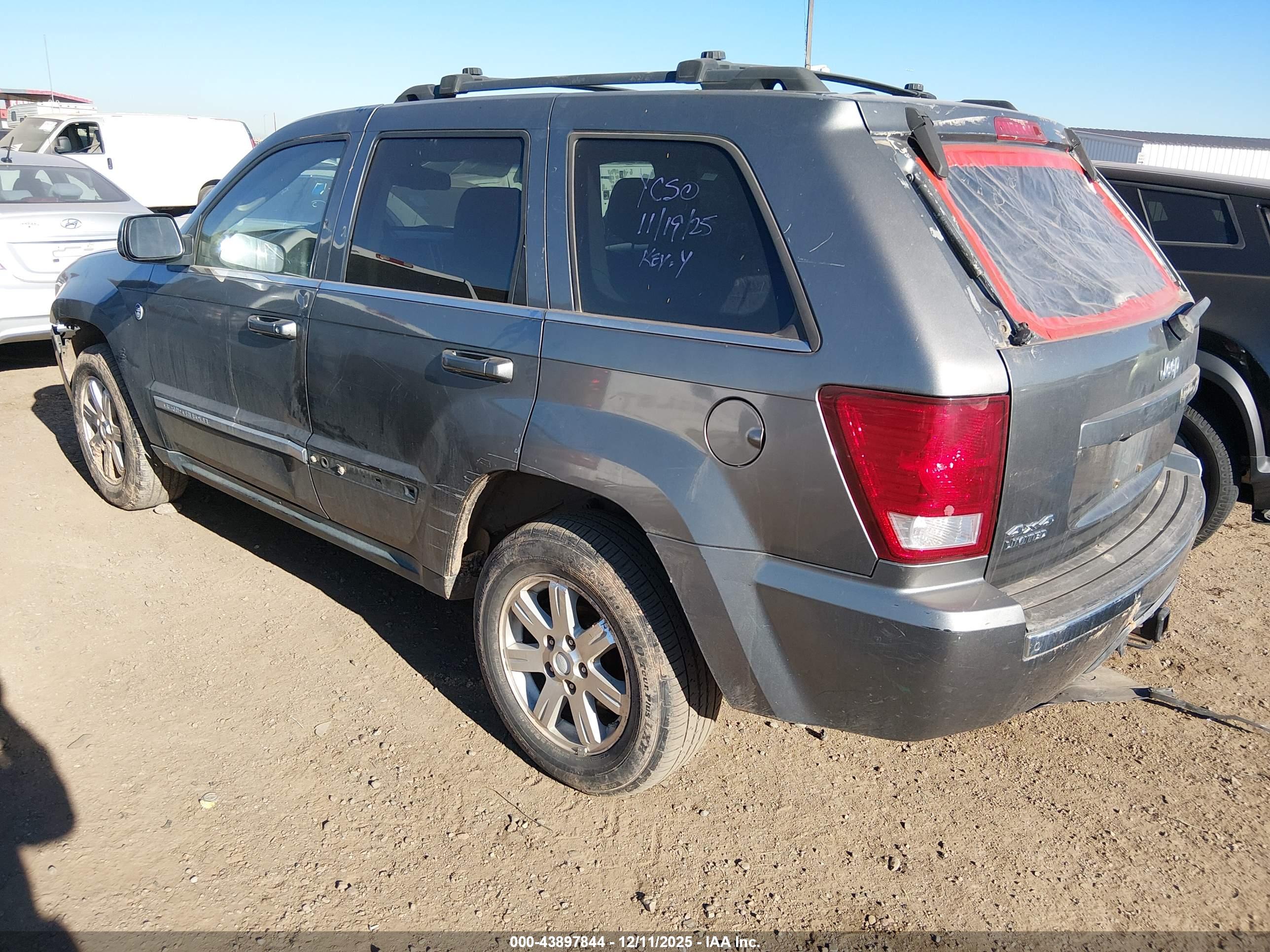 JEEP GRAND image 3