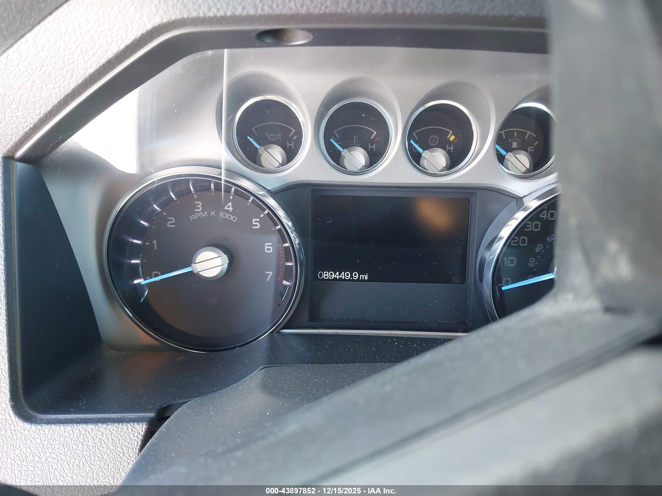 FORD F-350 image 6