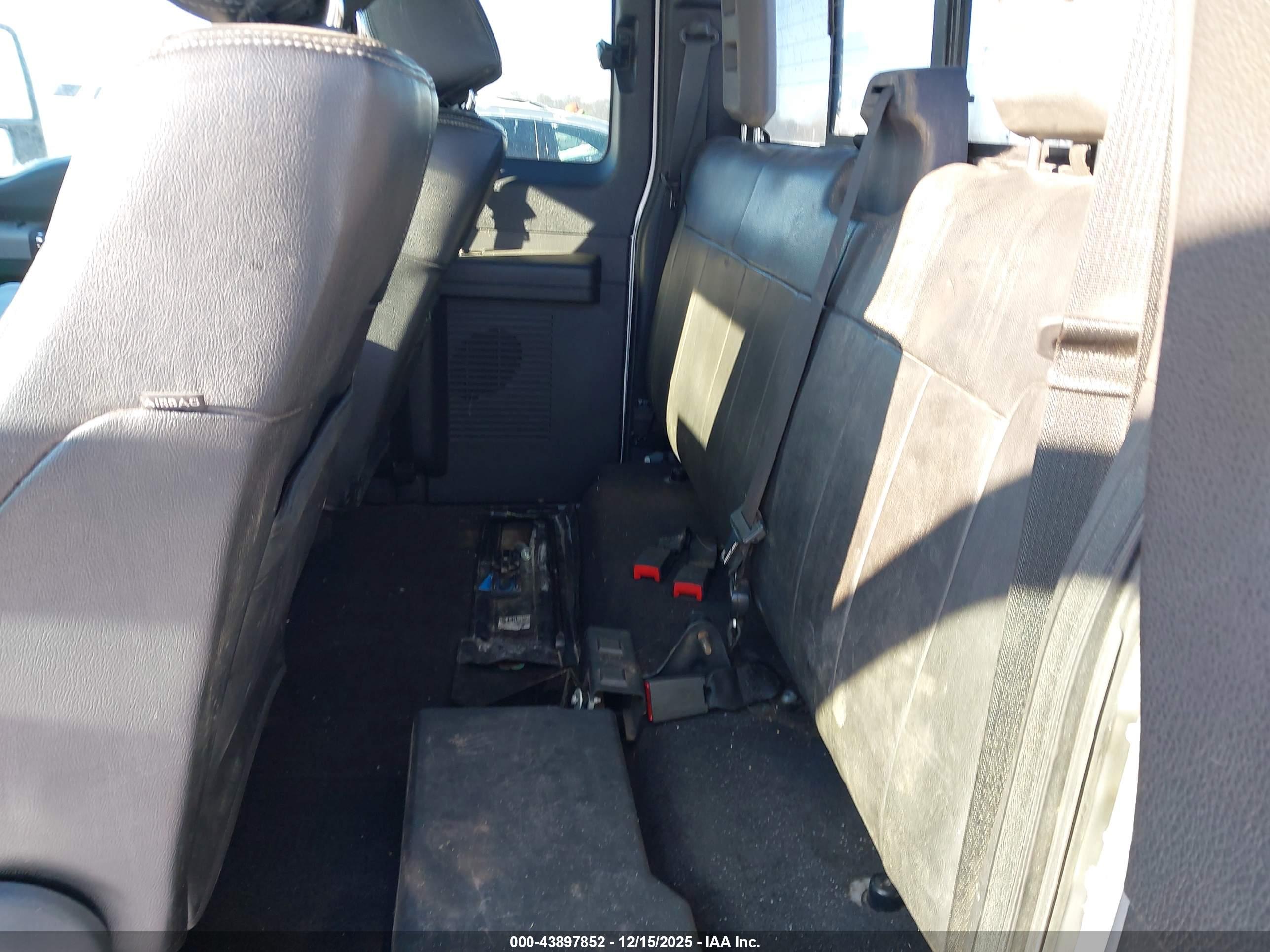 FORD F-350 image 7