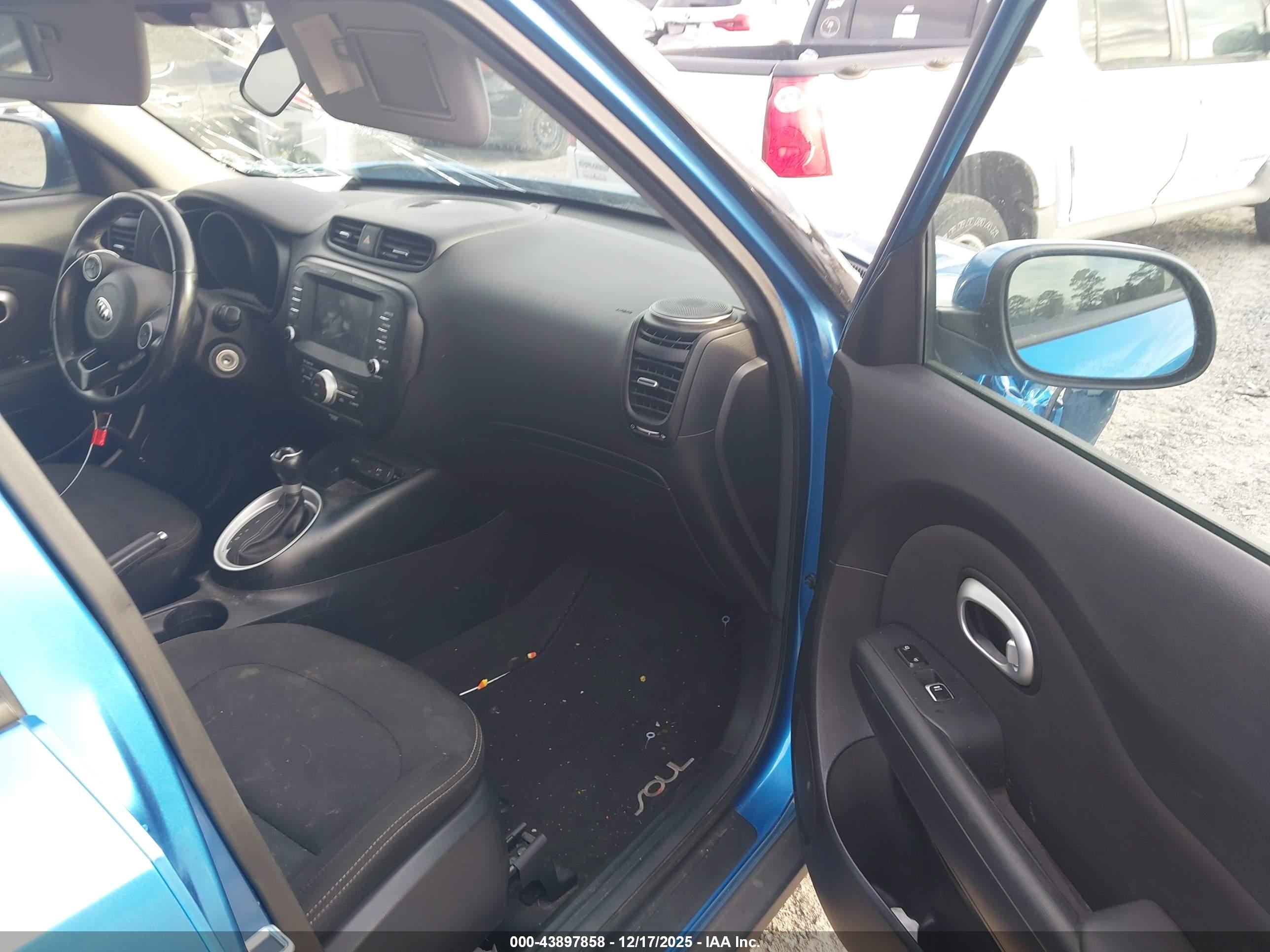 KIA SOUL image 5
