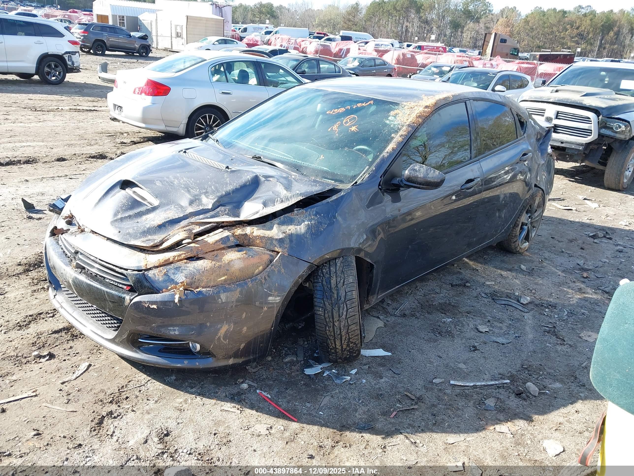 DODGE DART image 2
