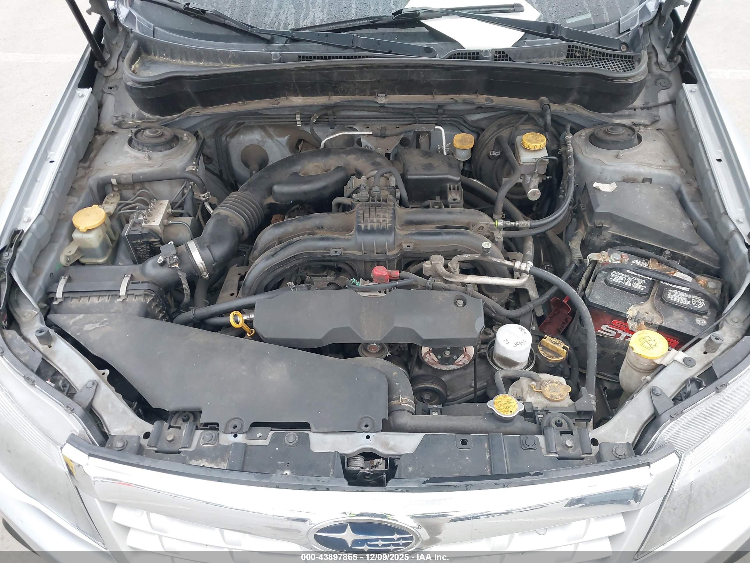 SUBARU FORESTER image 10