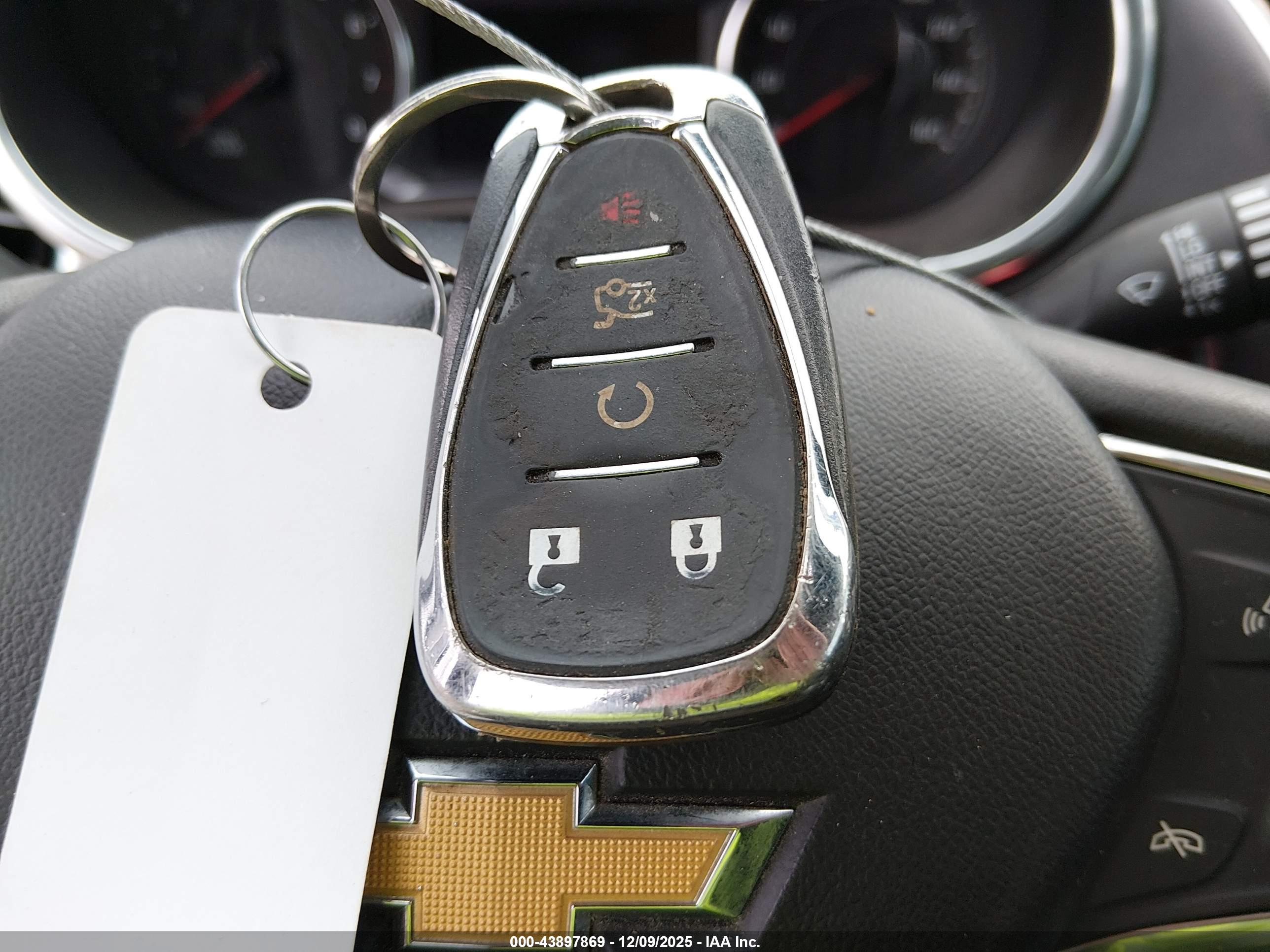 CHEVROLET MALIBU image 11