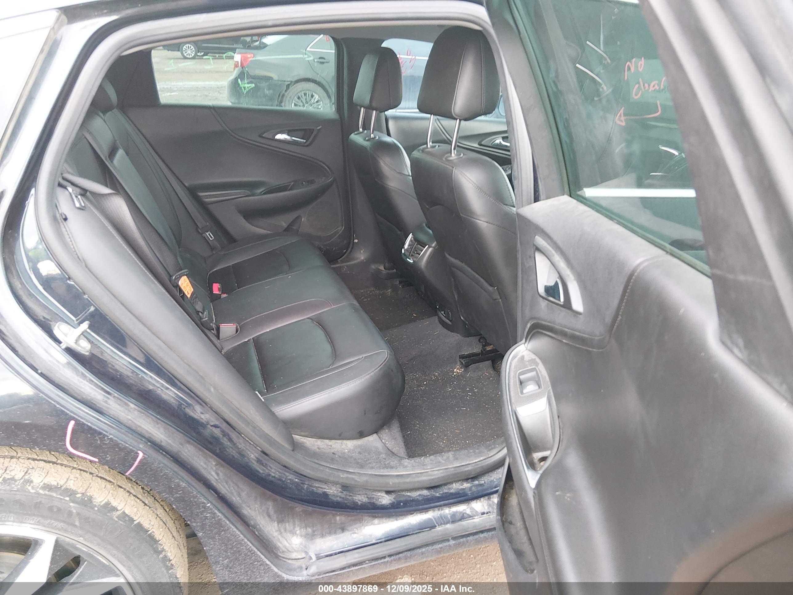 CHEVROLET MALIBU image 8