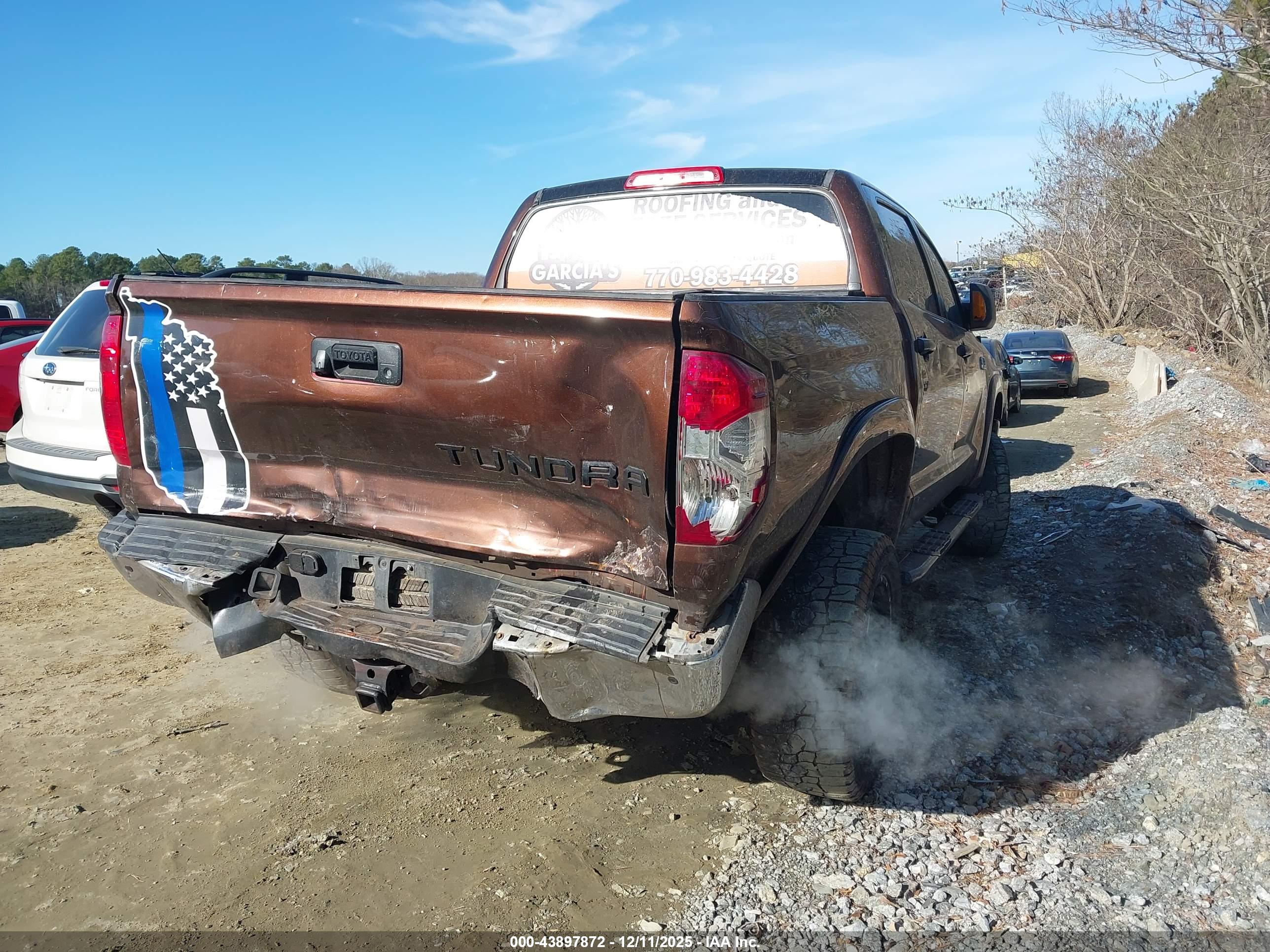 TOYOTA TUNDRA image 4