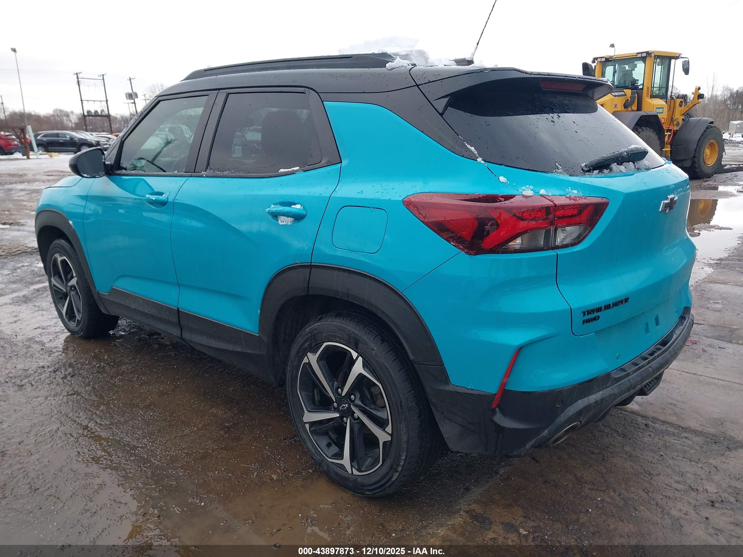 CHEVROLET TRAILBLAZER image 3