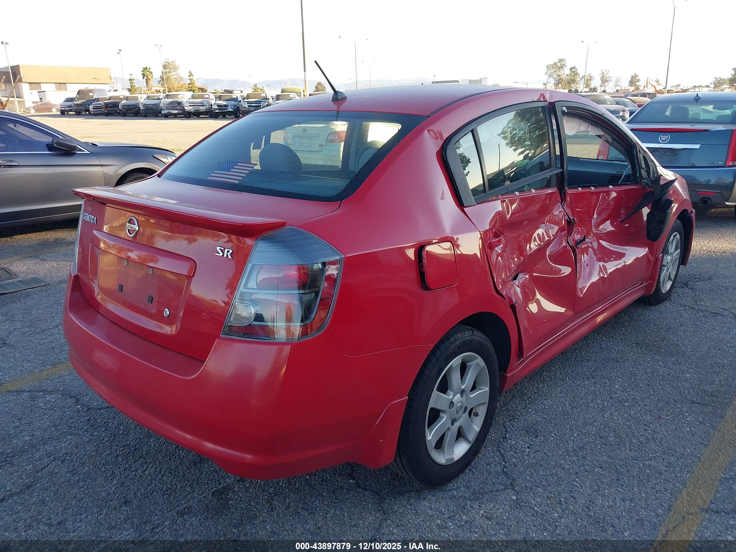 NISSAN SENTRA image 4
