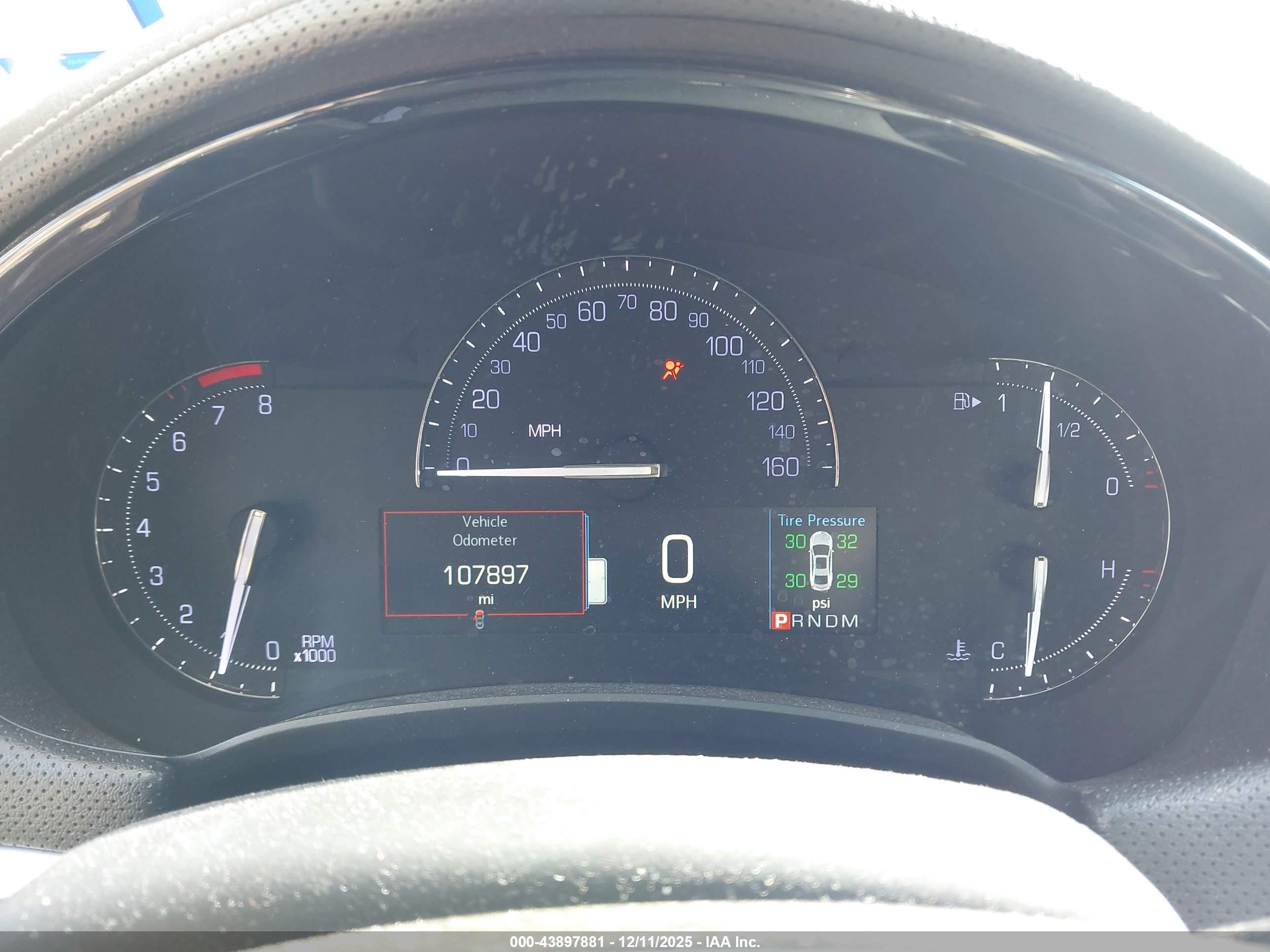 CADILLAC XTS image 7