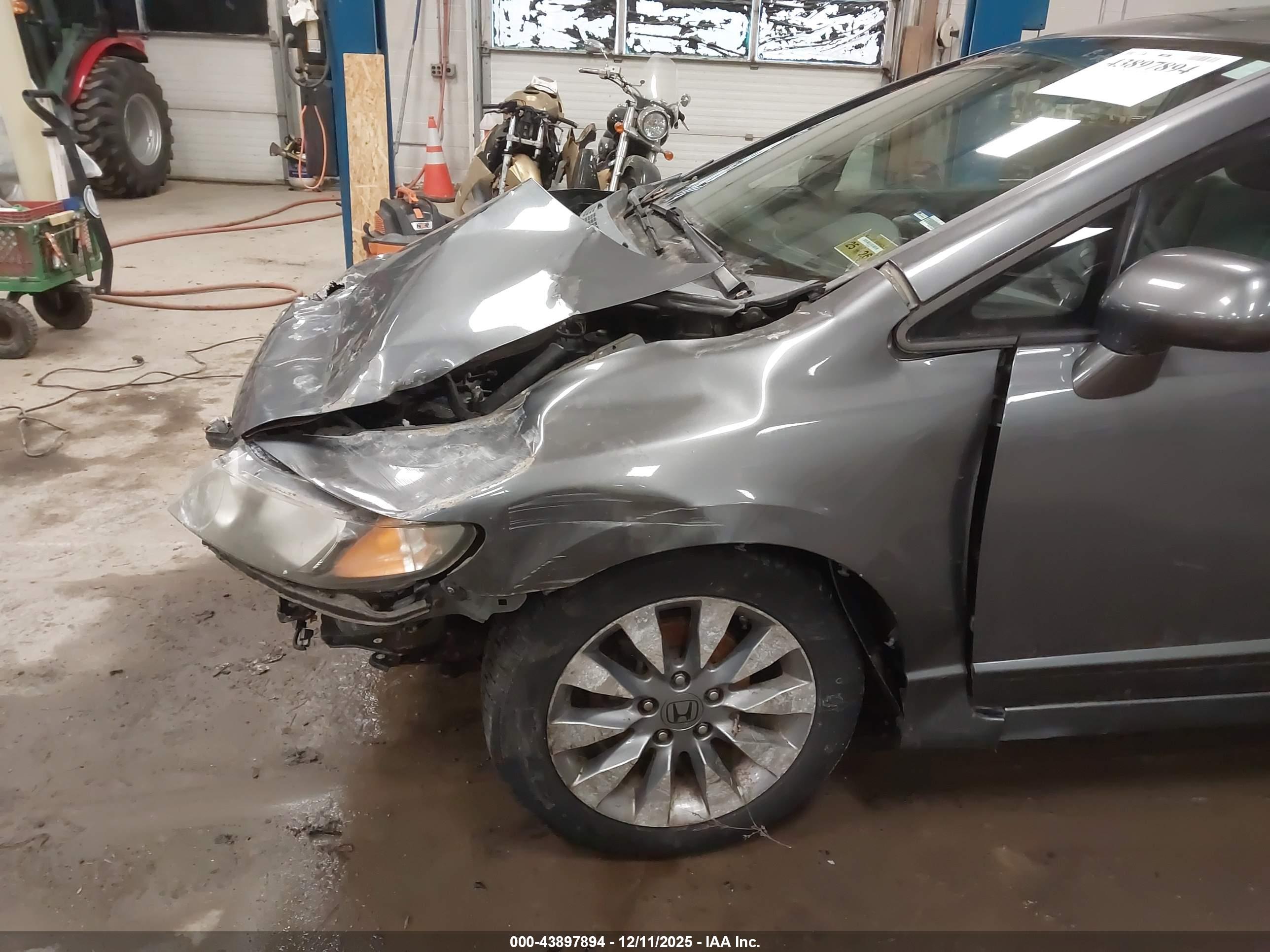 HONDA CIVIC image 6