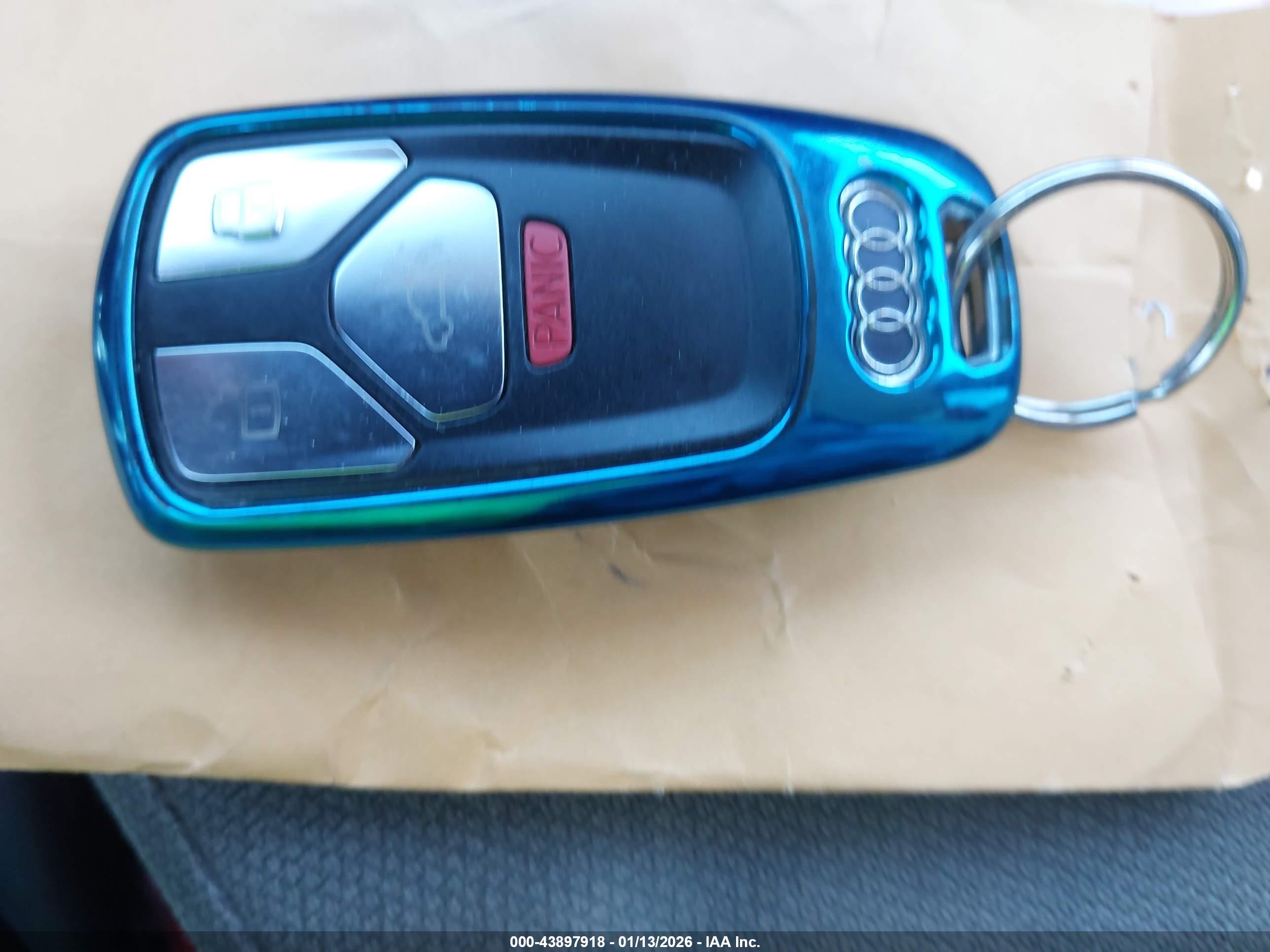 AUDI A4 image 11