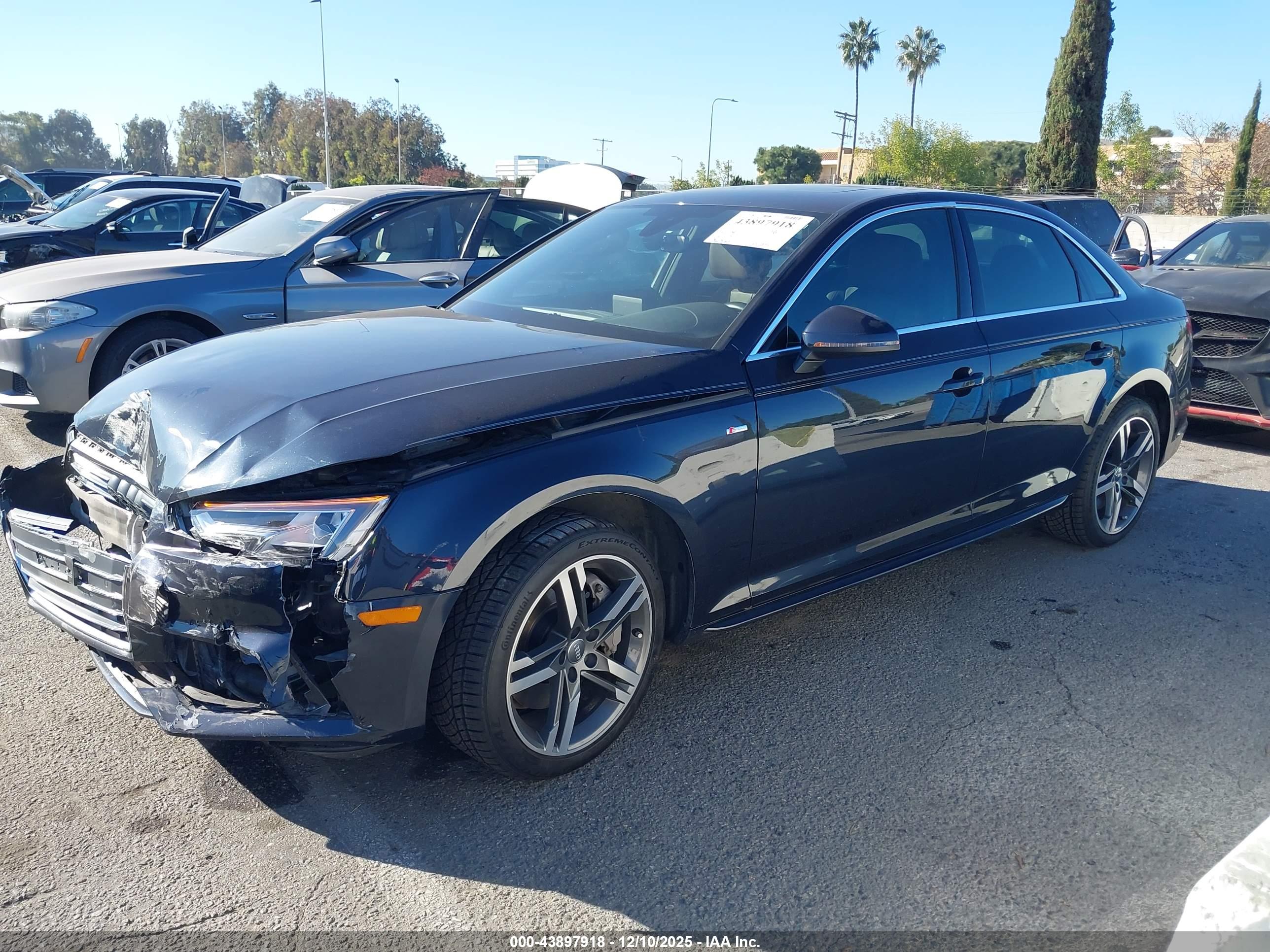 AUDI A4 image 2