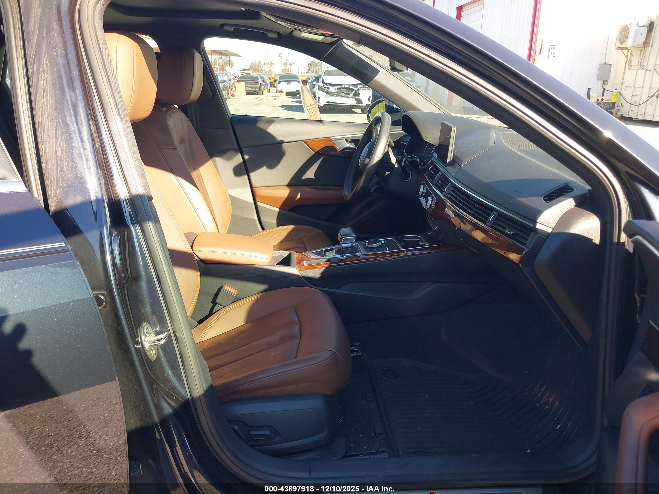AUDI A4 image 5