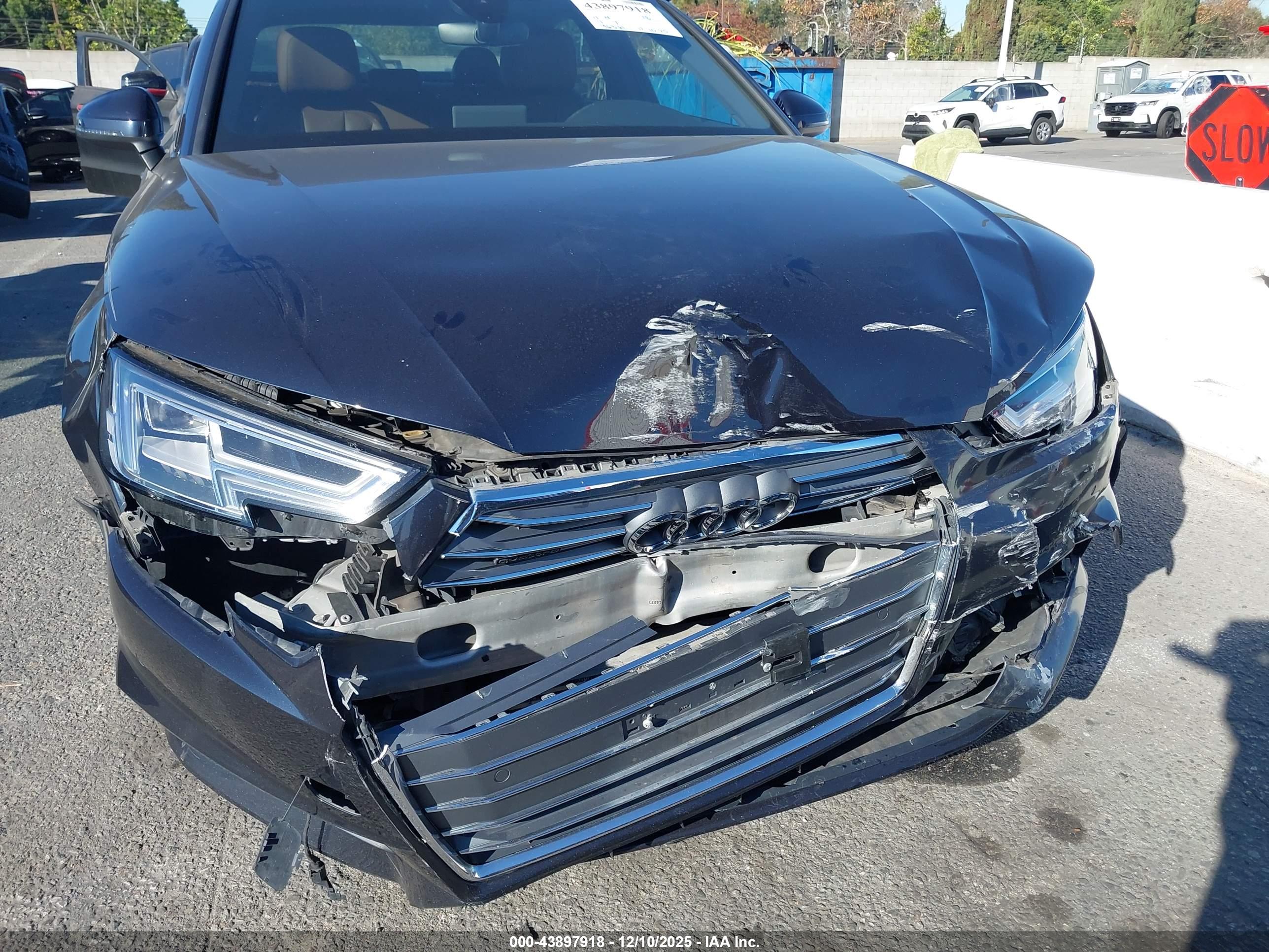 AUDI A4 image 6
