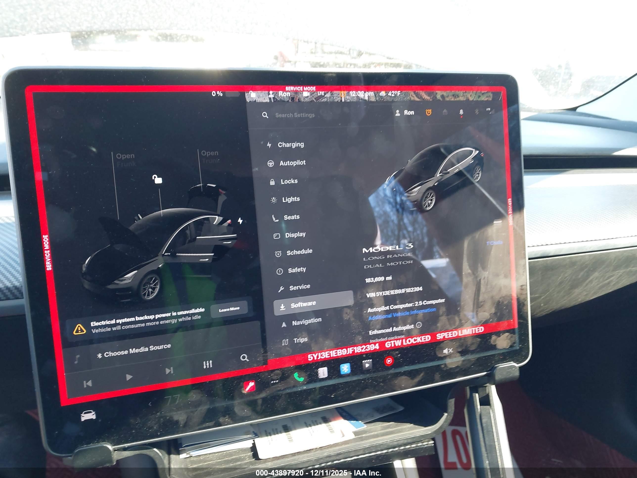 TESLA MODEL image 7