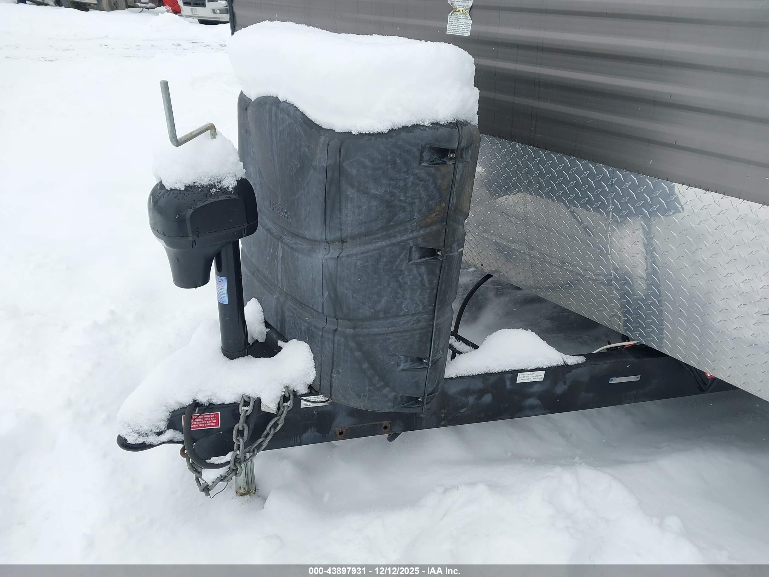 KEYSTONE RV image 10