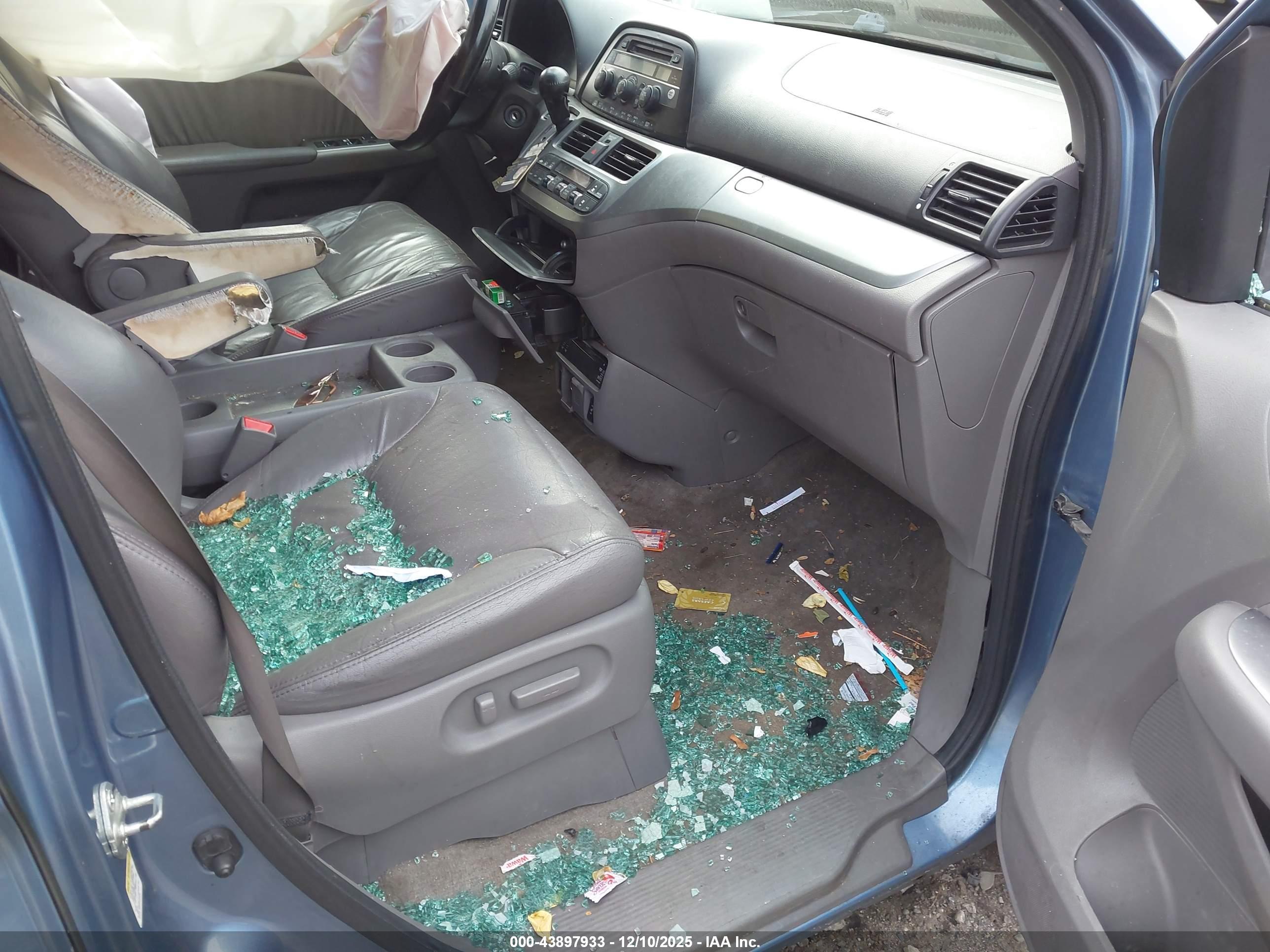 HONDA ODYSSEY image 5