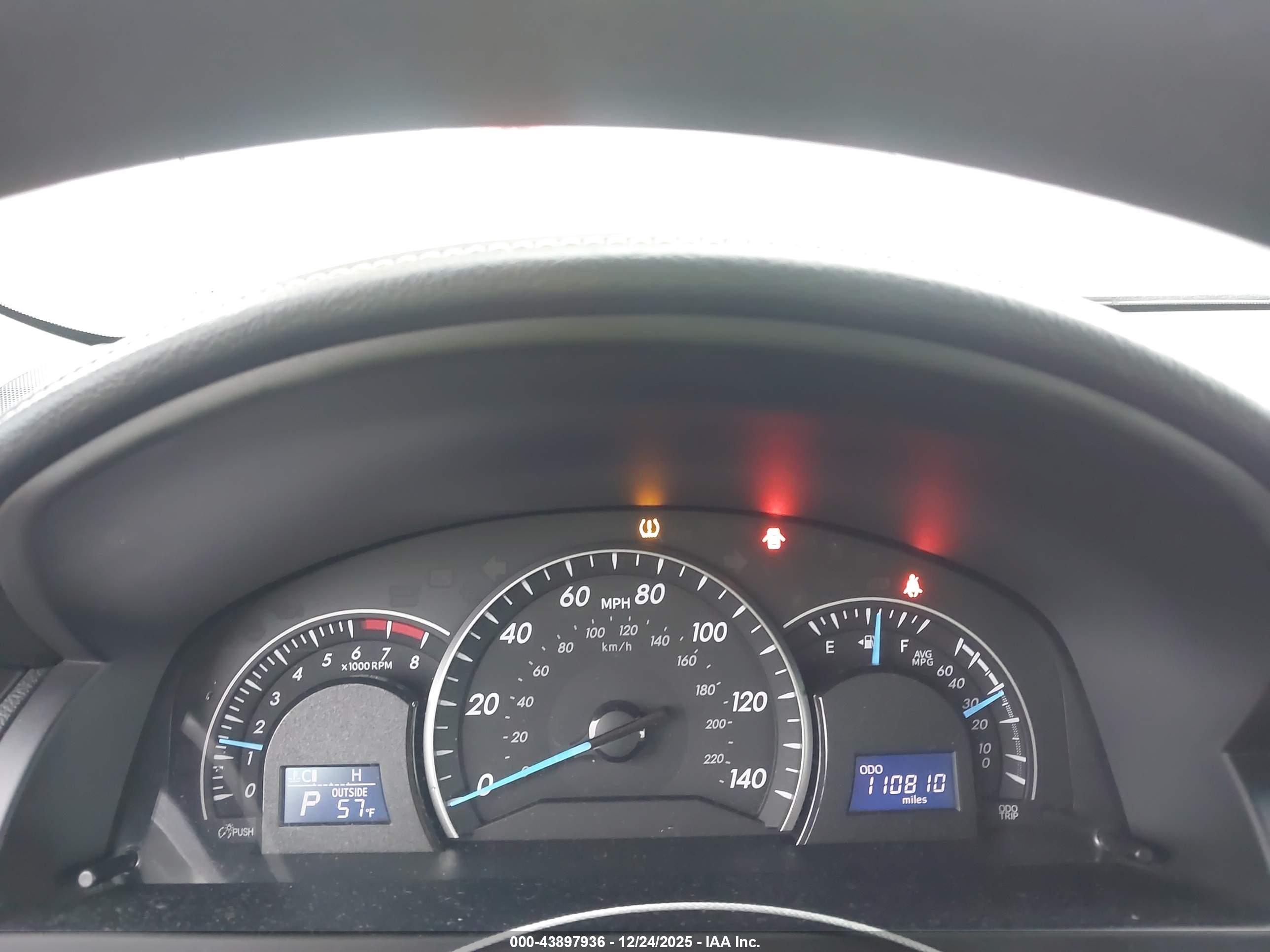 TOYOTA CAMRY image 7