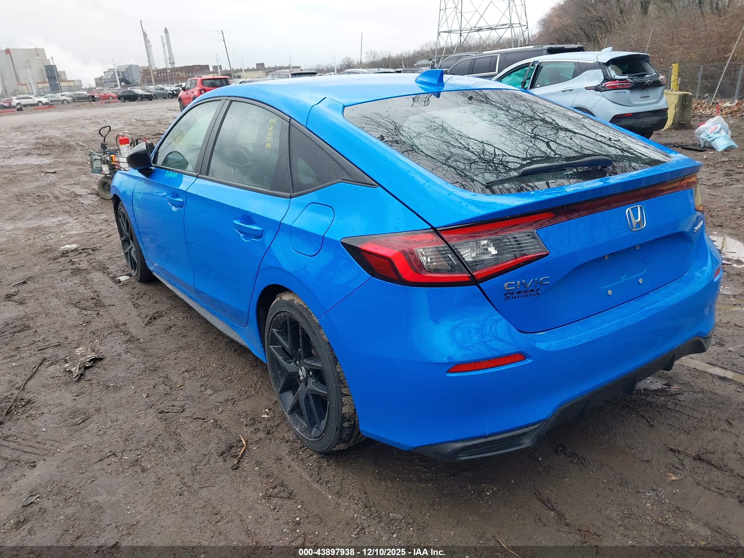 HONDA CIVIC image 3