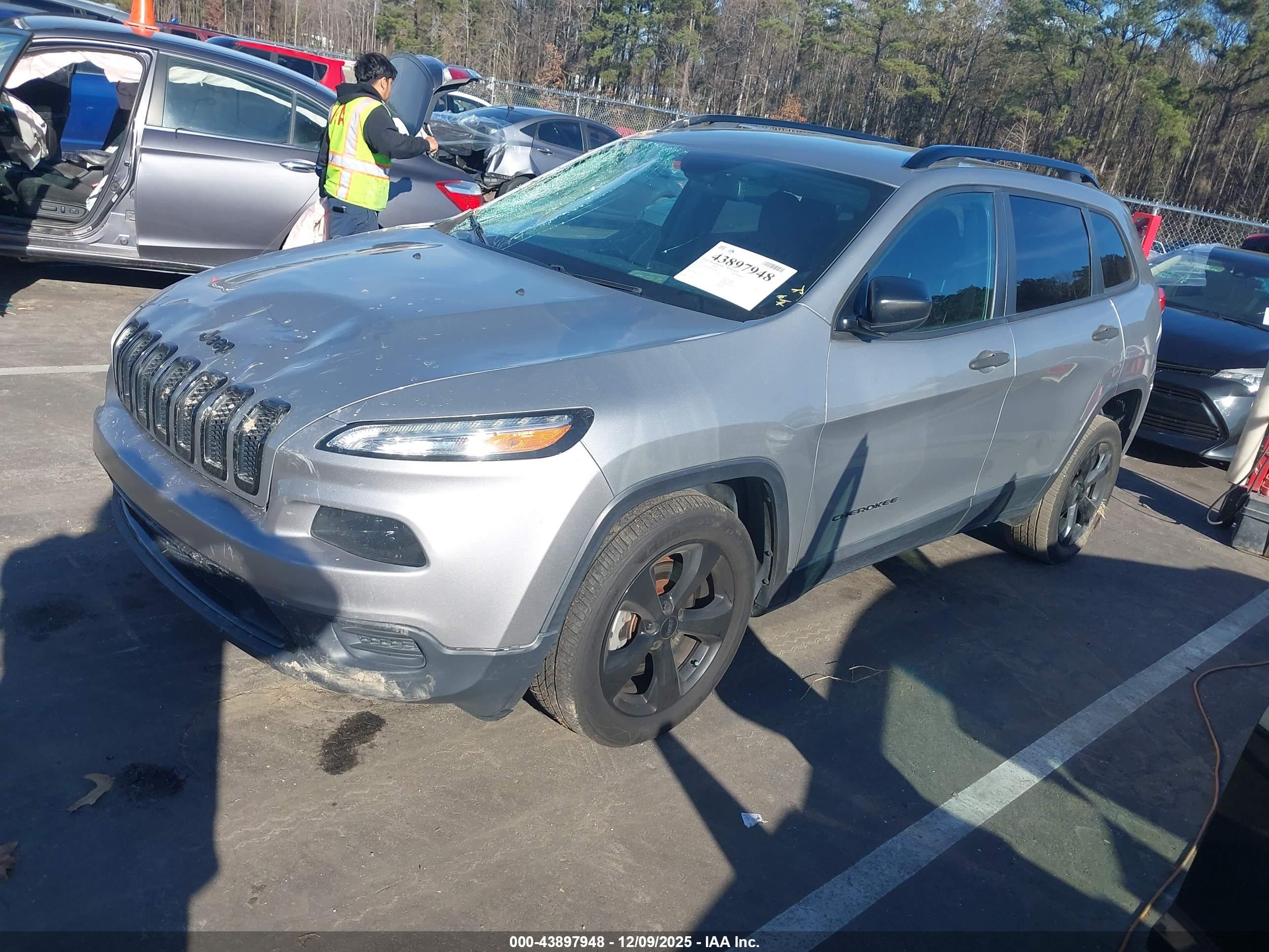 JEEP CHEROKEE image 2
