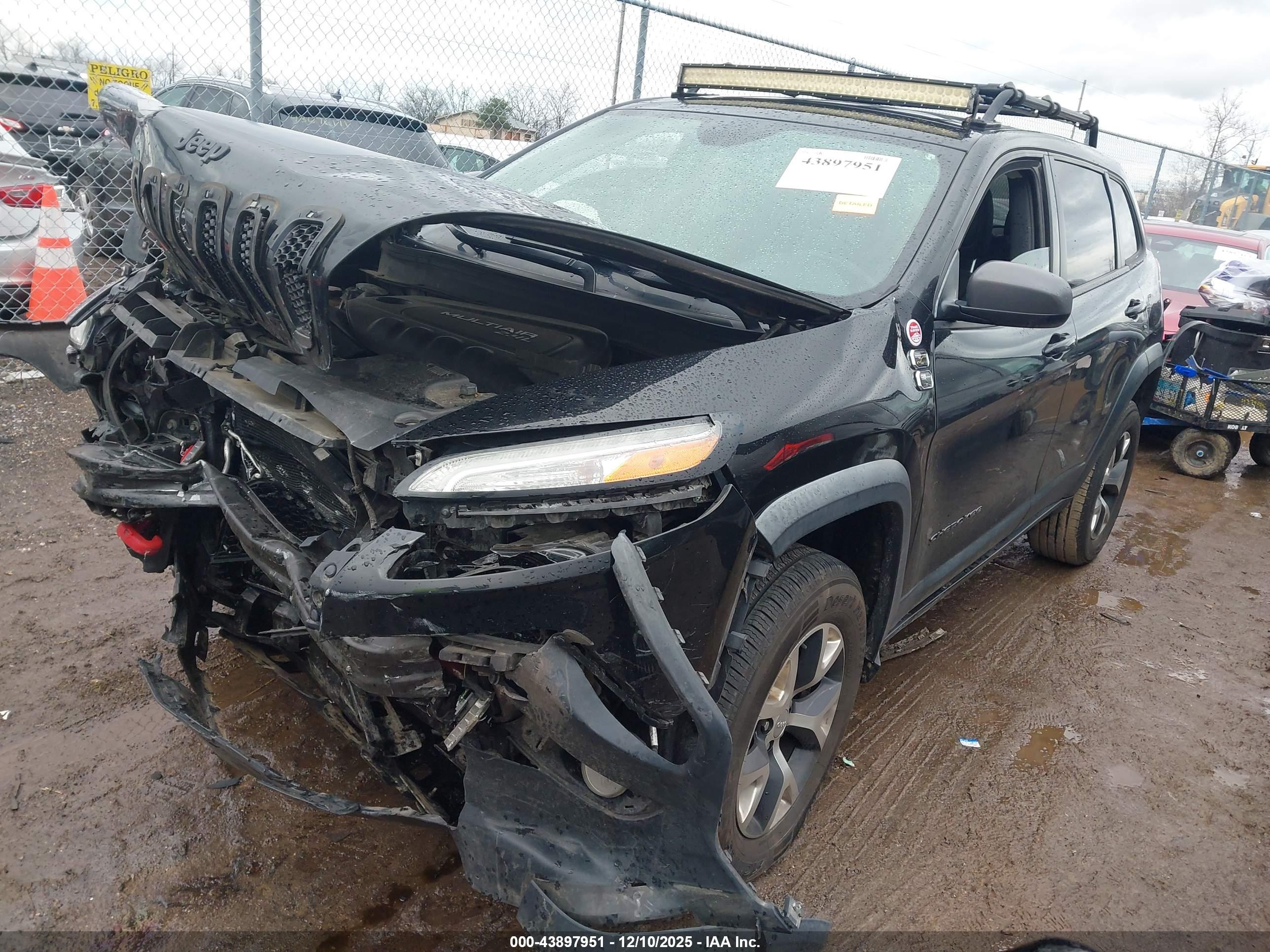 JEEP CHEROKEE image 2