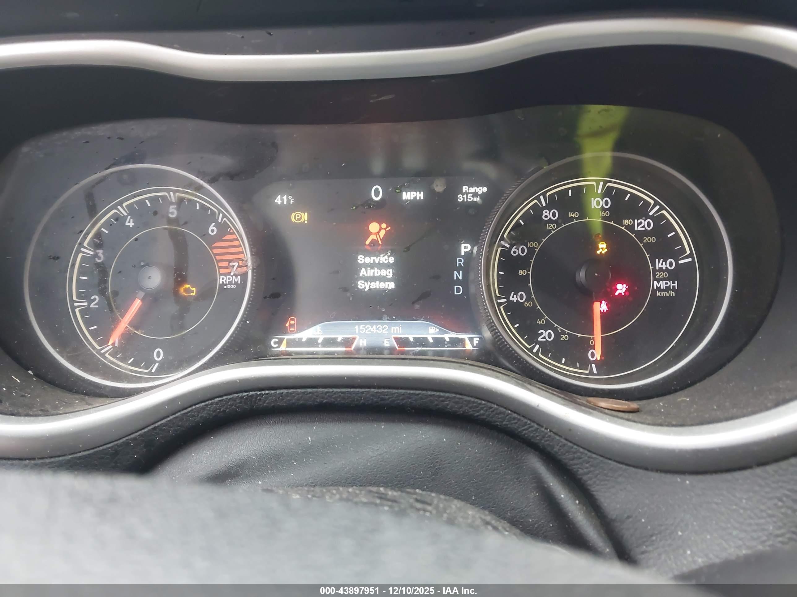 JEEP CHEROKEE image 7