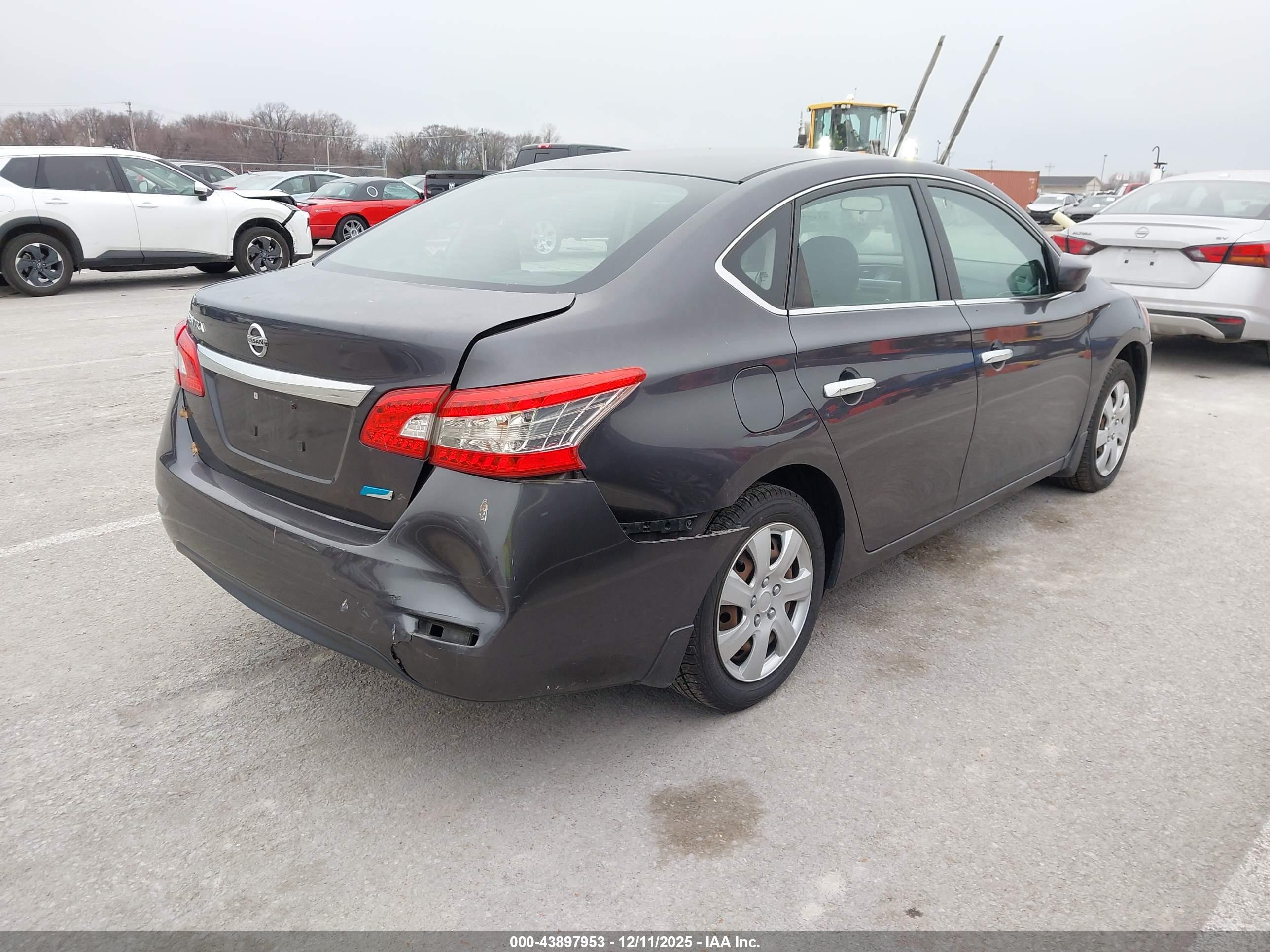 NISSAN SENTRA image 4
