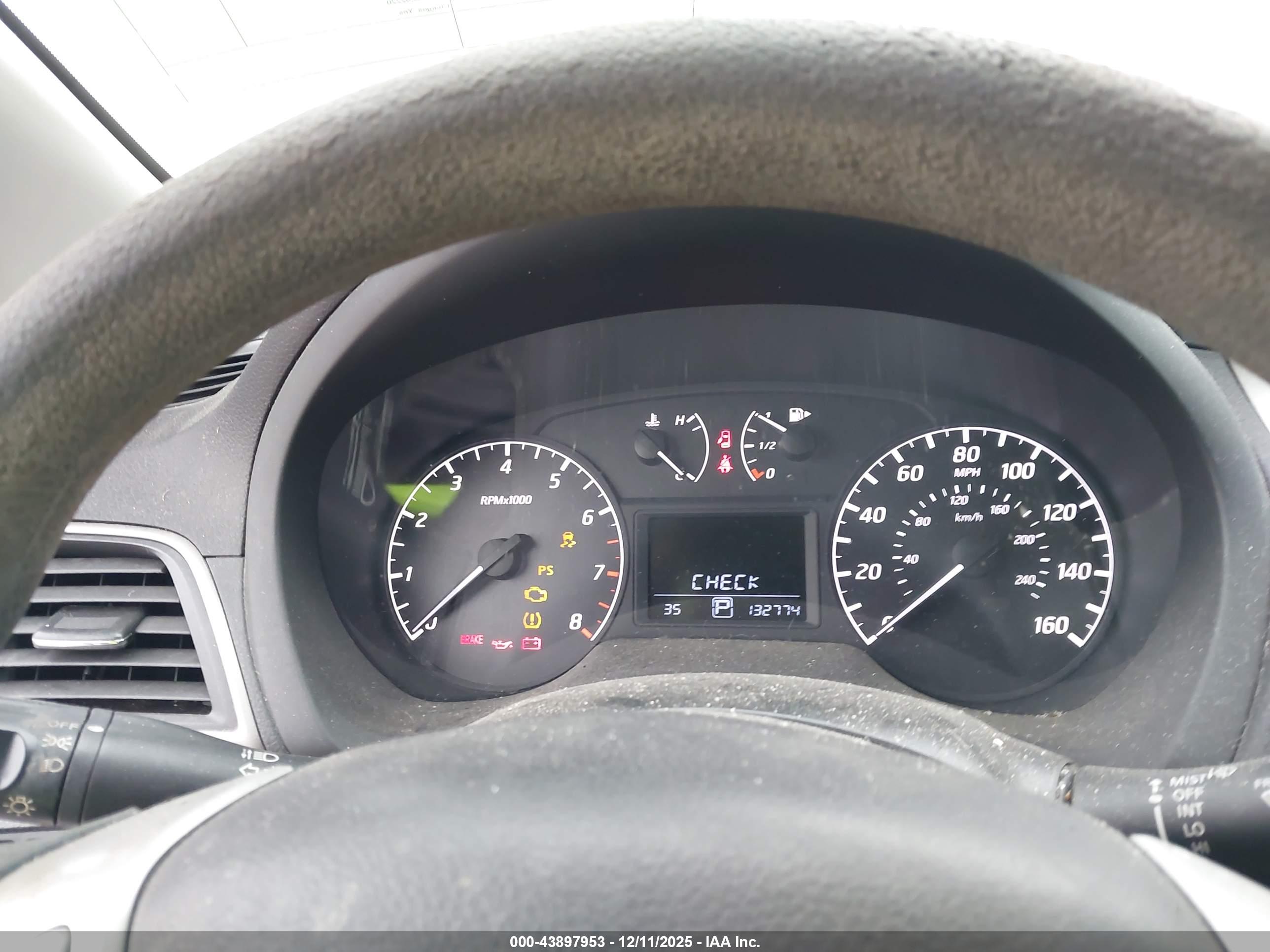 NISSAN SENTRA image 7