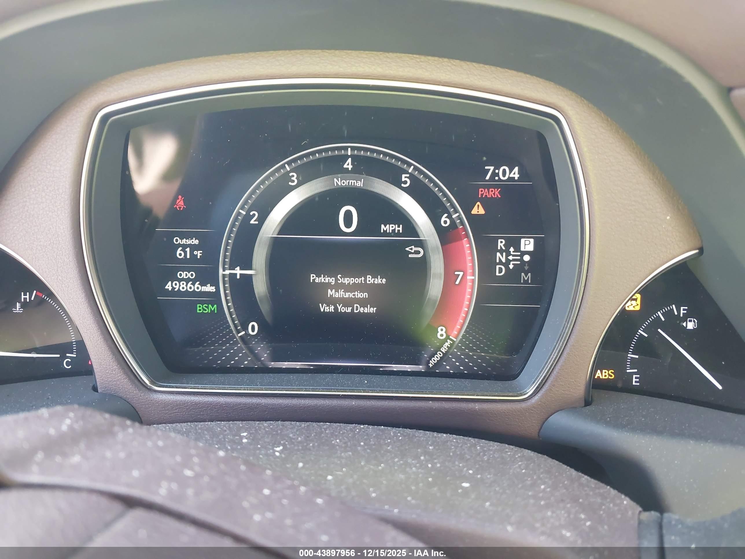 LEXUS LS image 7