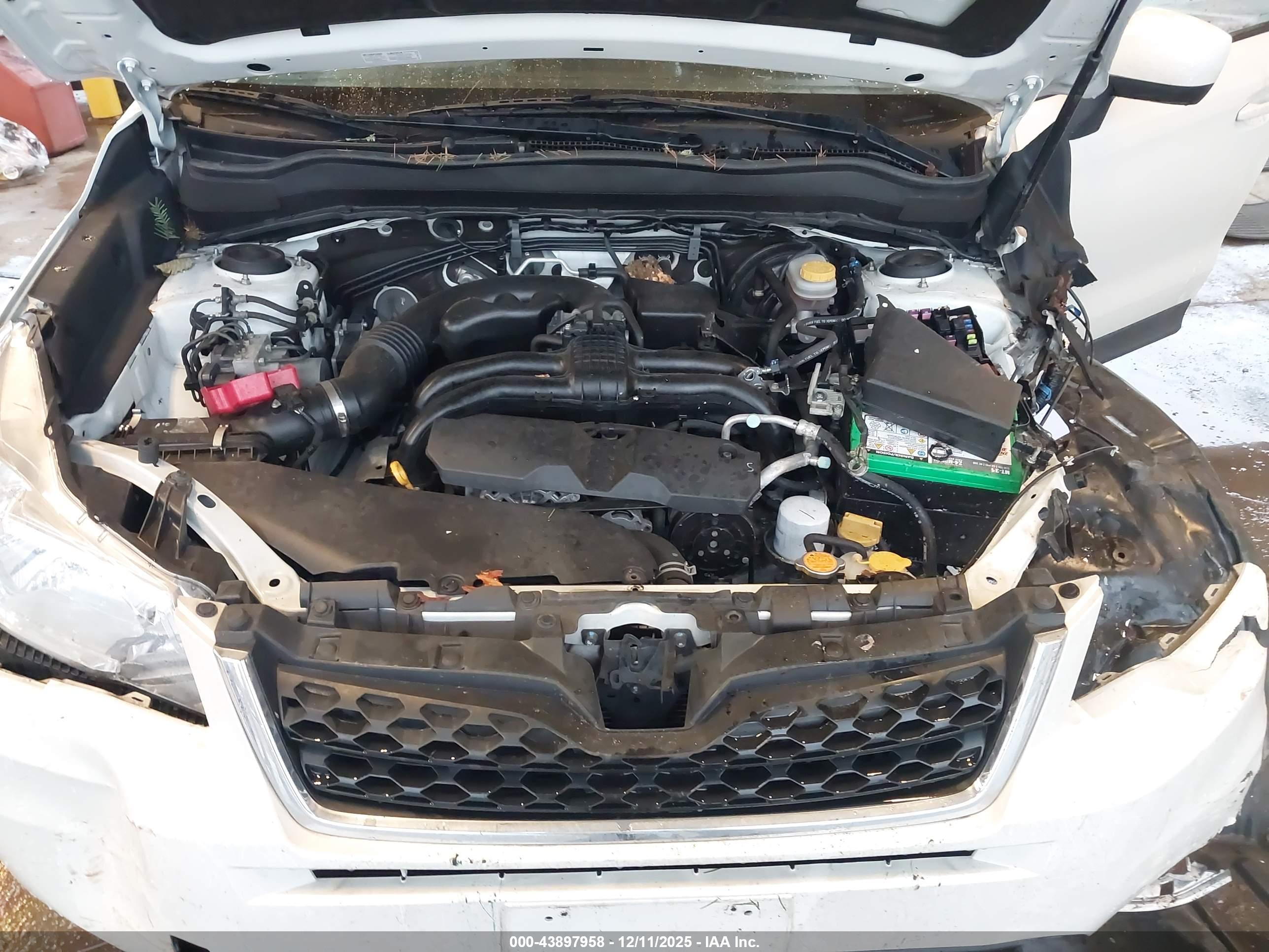 SUBARU FORESTER image 10
