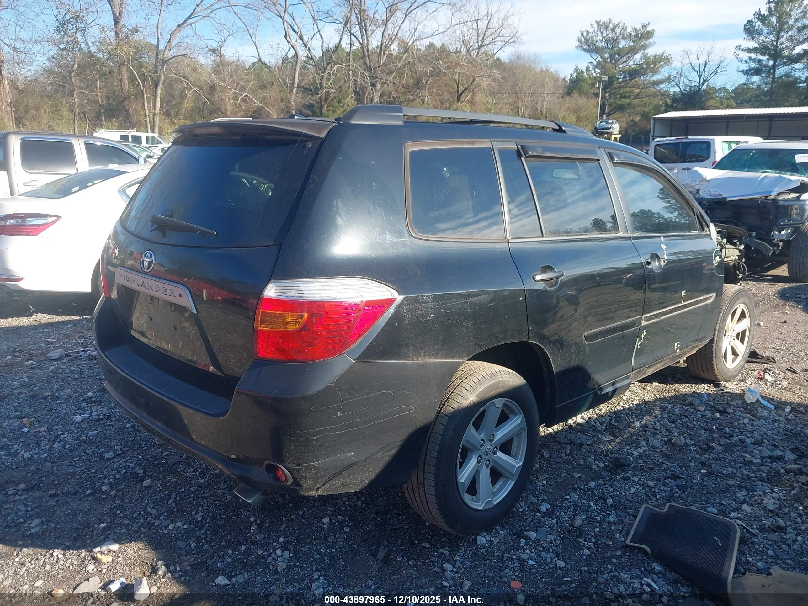 TOYOTA HIGHLANDER image 4