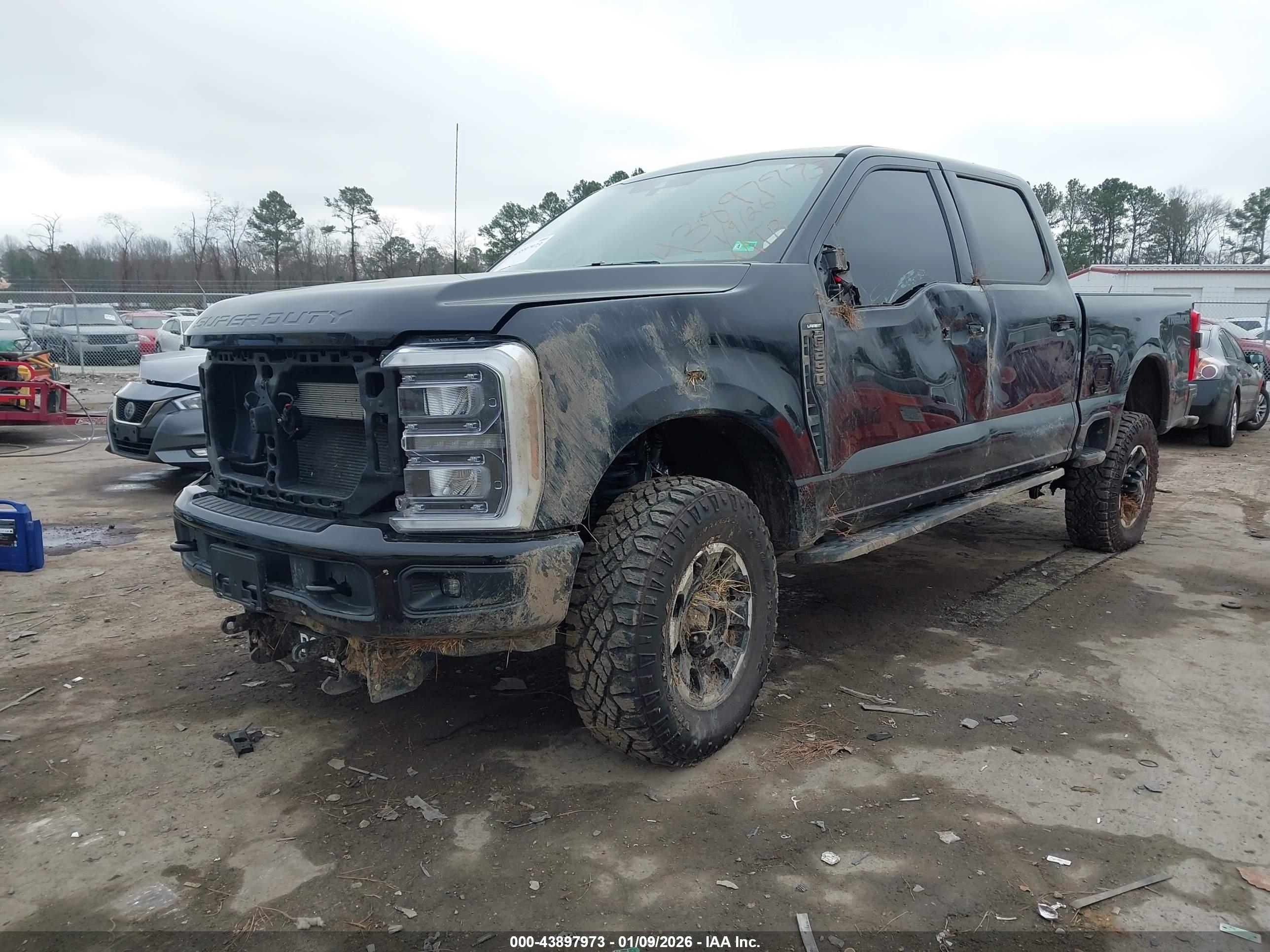 FORD F-250 image 2
