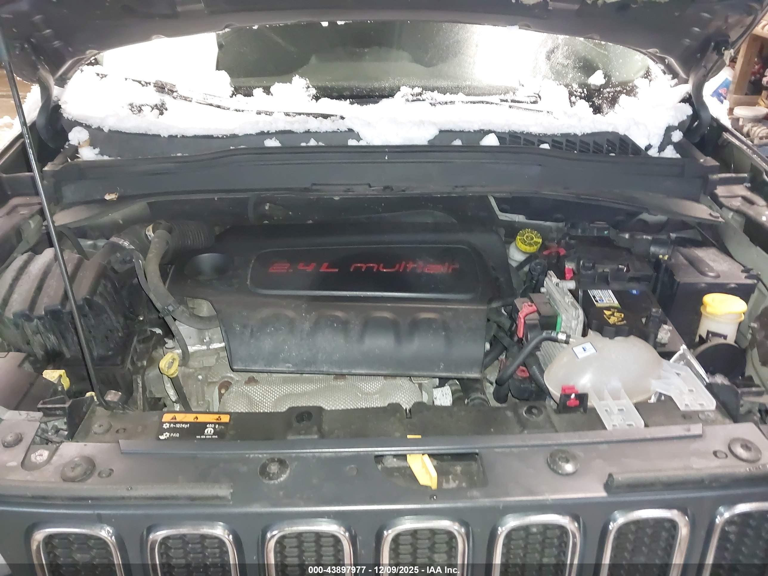 JEEP RENEGADE image 10