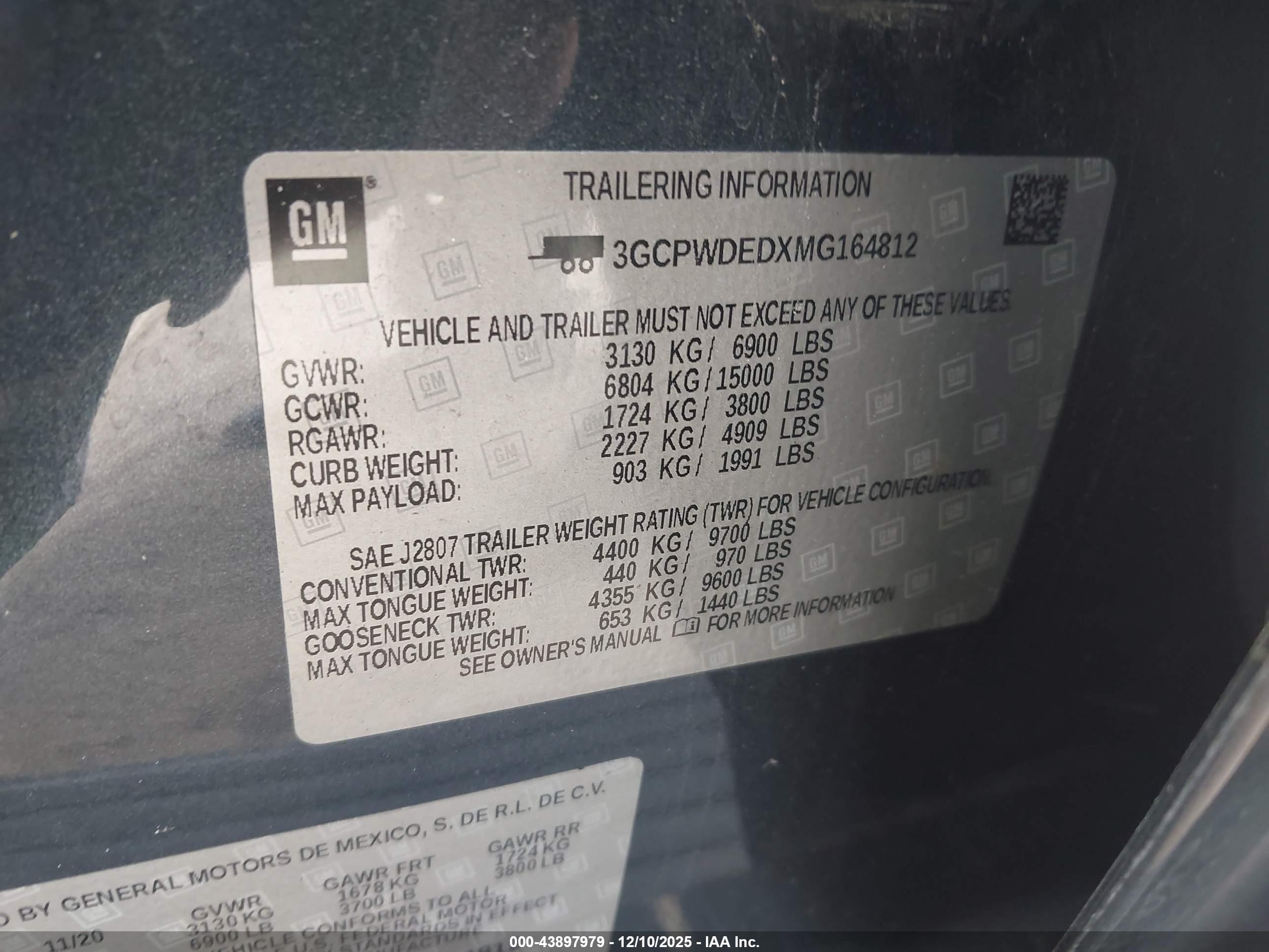 CHEVROLET SILVERADO image 9