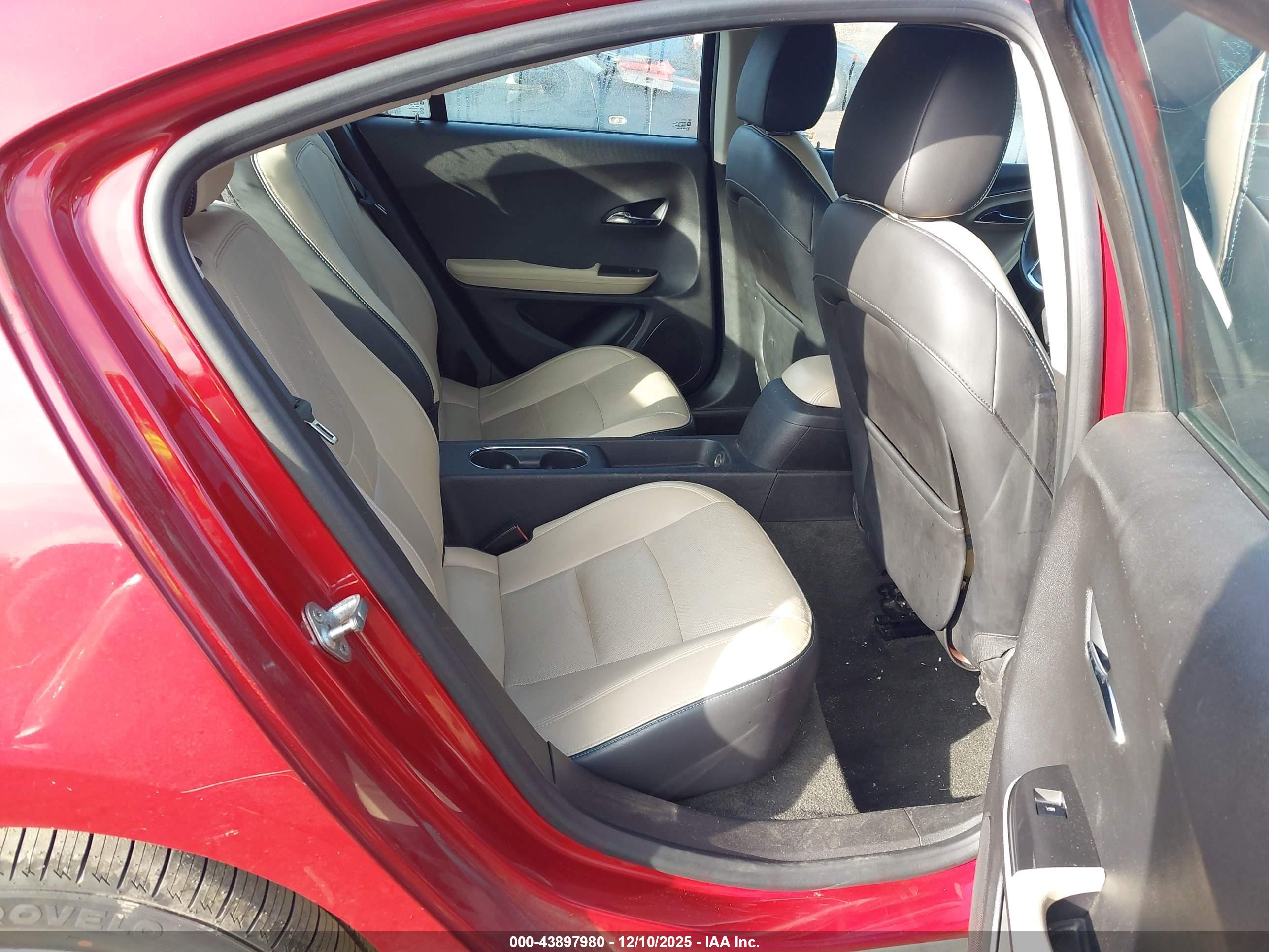 CHEVROLET VOLT image 8