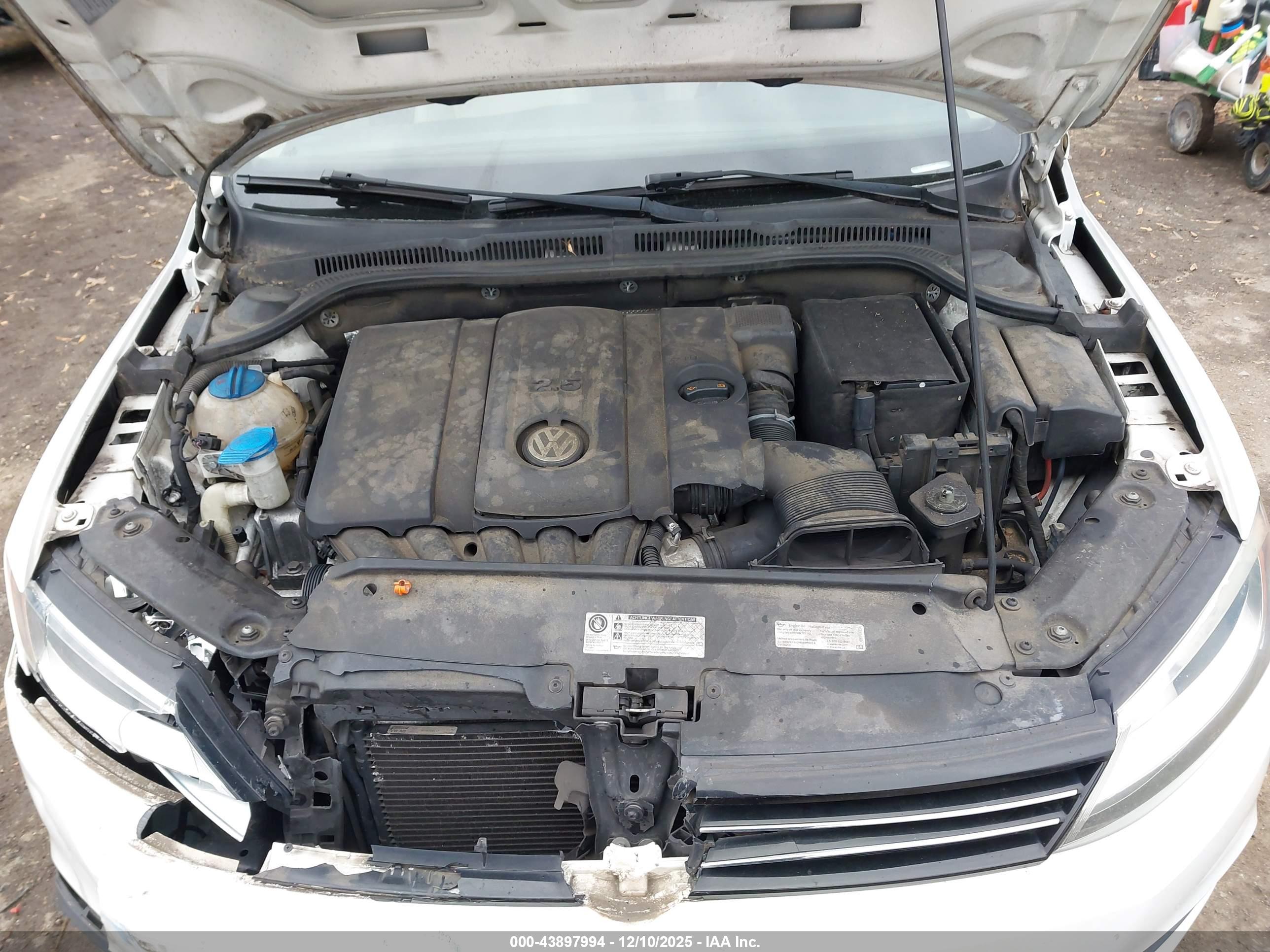 VOLKSWAGEN JETTA image 10