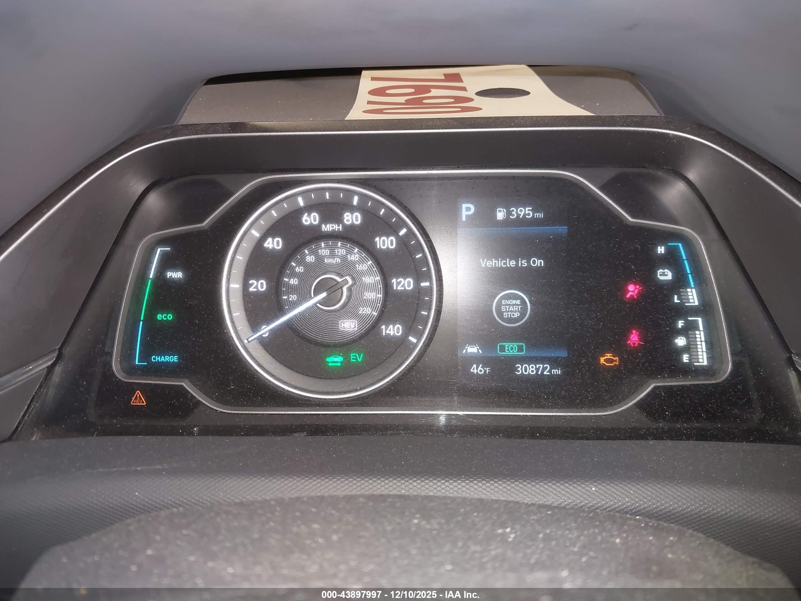 HYUNDAI IONIQ image 7