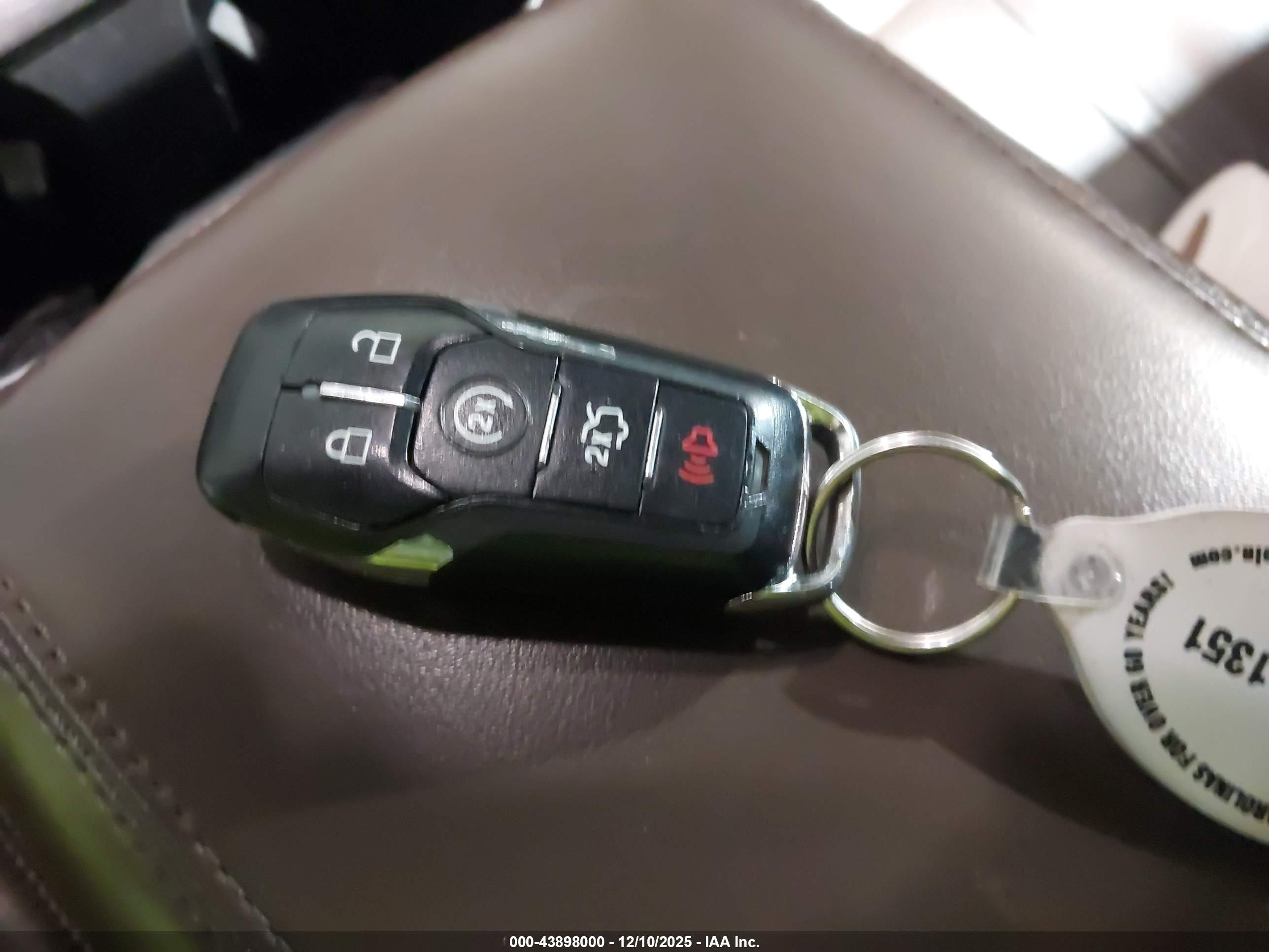 LINCOLN MKX image 11