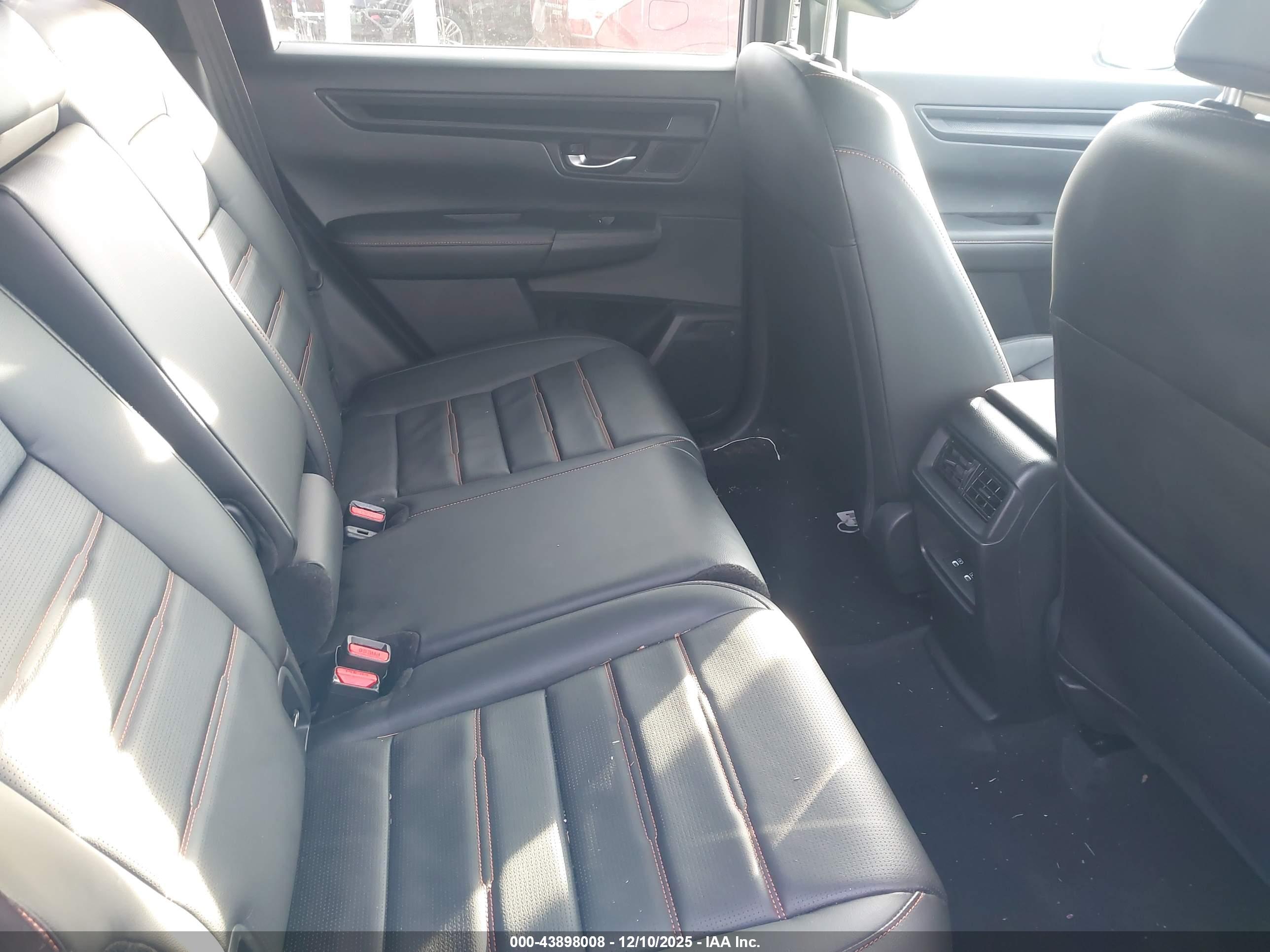 HONDA CR-V image 8