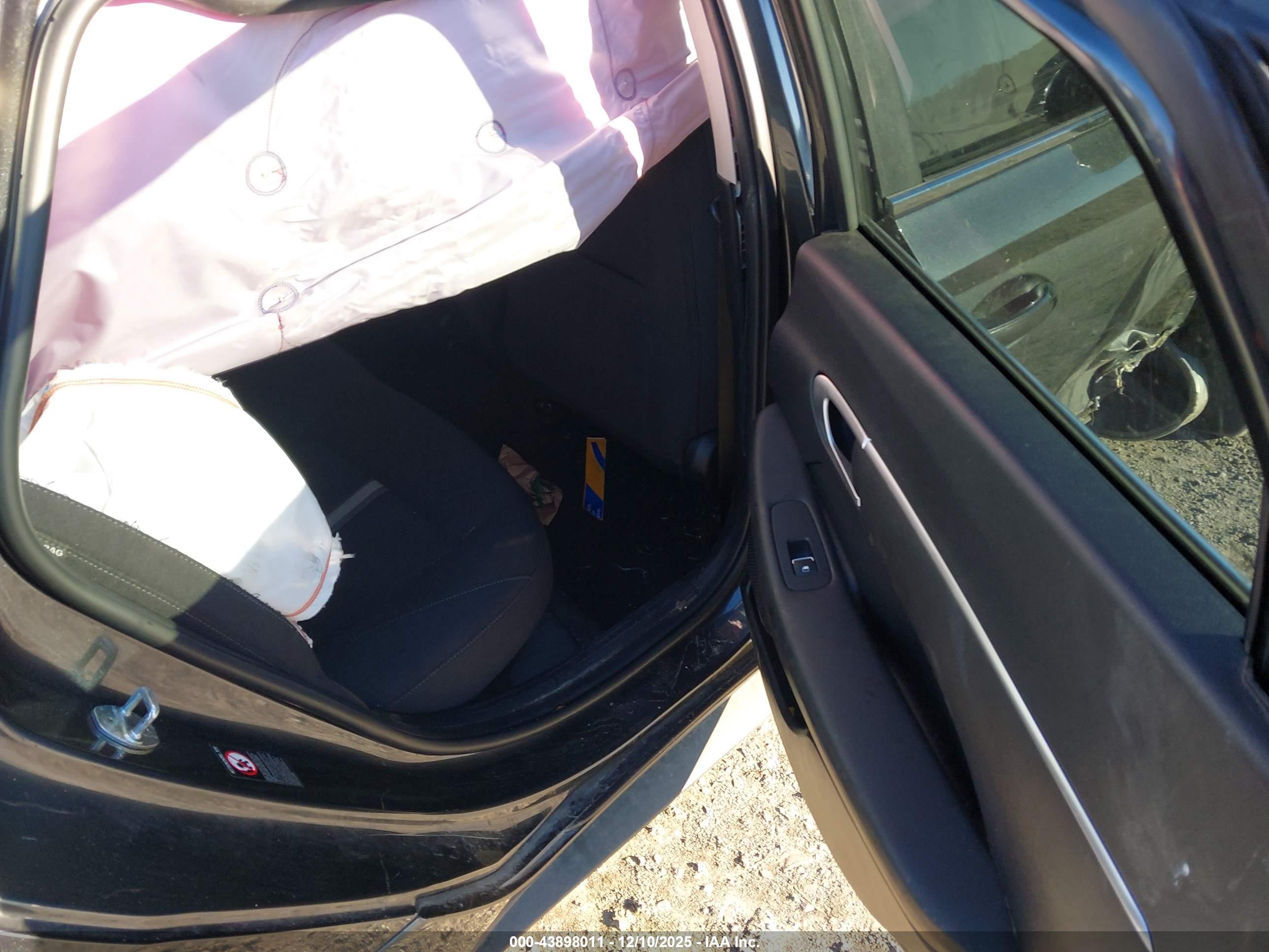 HYUNDAI SONATA image 8