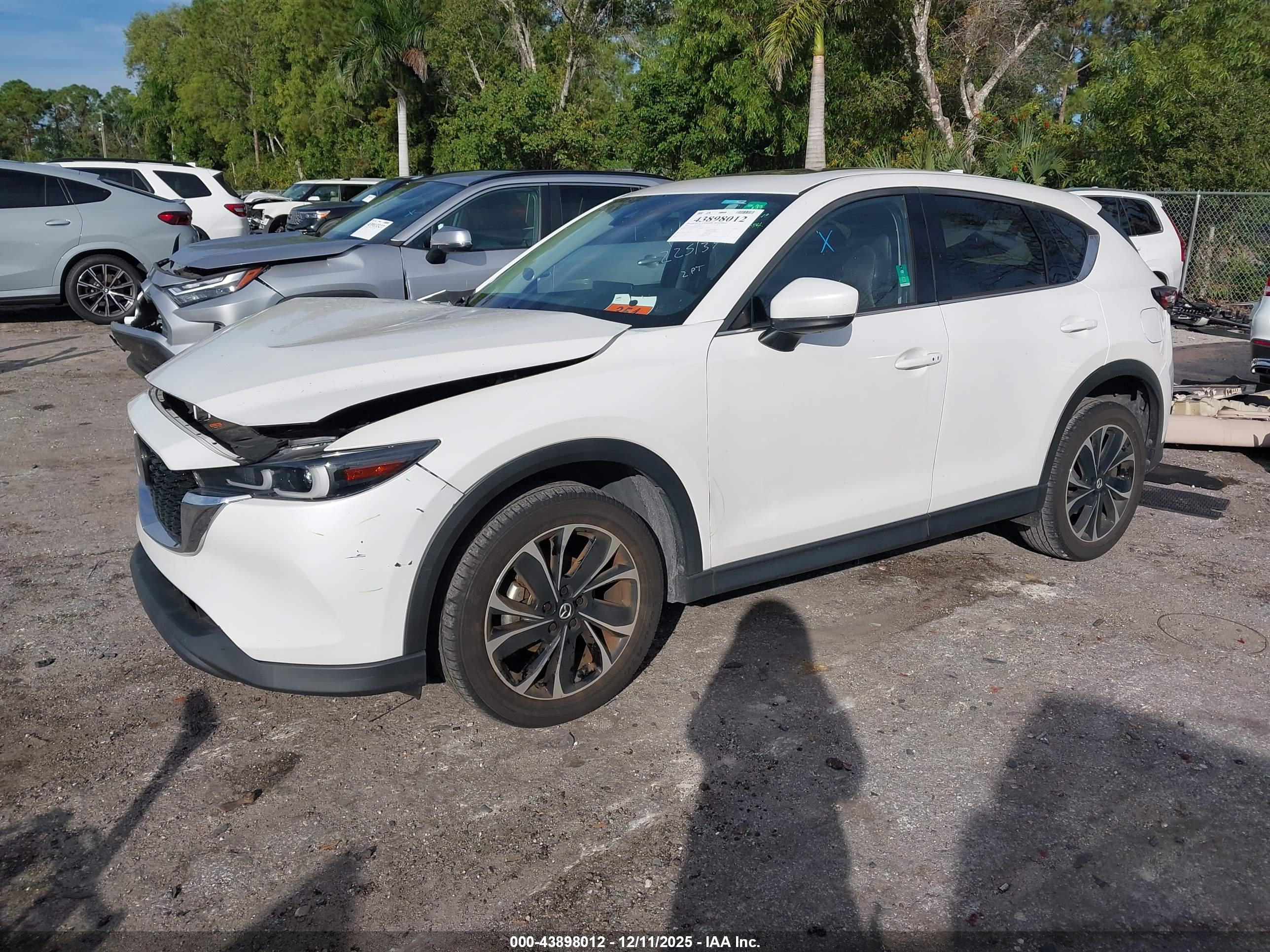 MAZDA CX-5 image 2