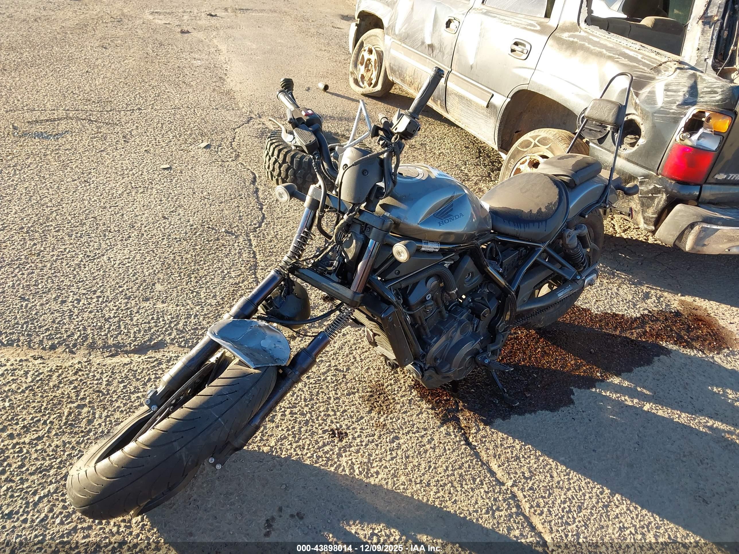 HONDA CMX1100 image 2