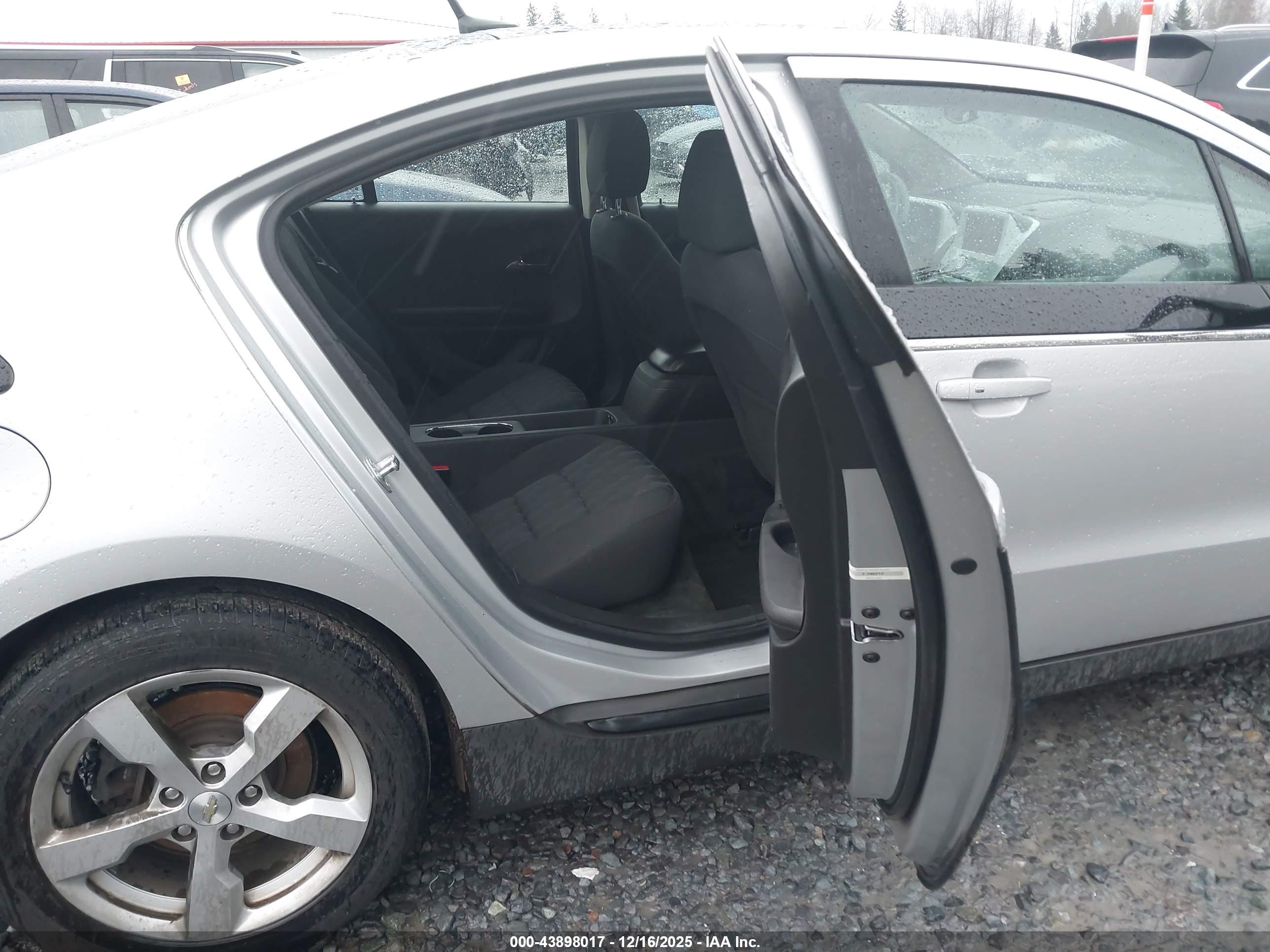 CHEVROLET VOLT image 8
