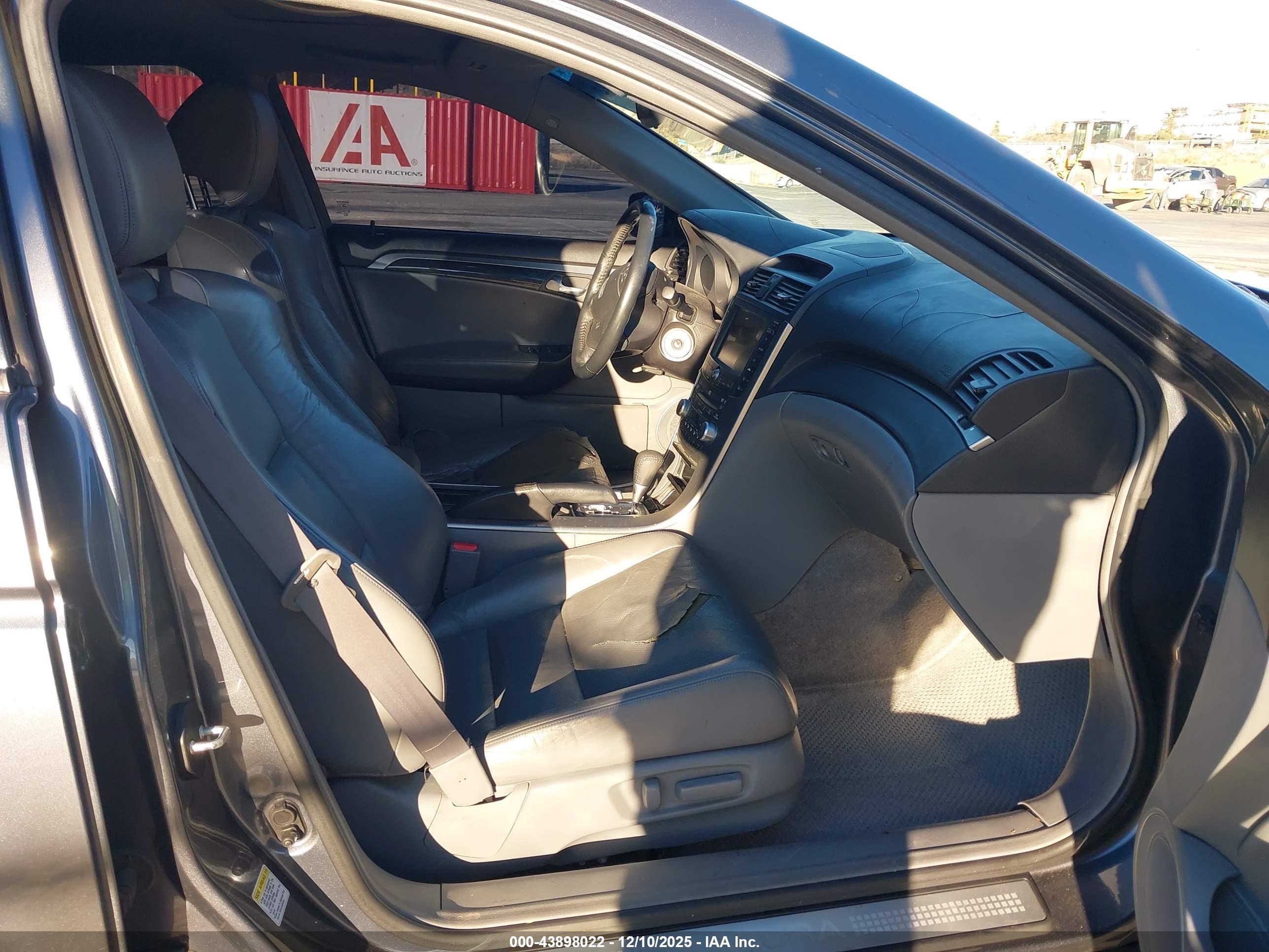 ACURA TL image 5